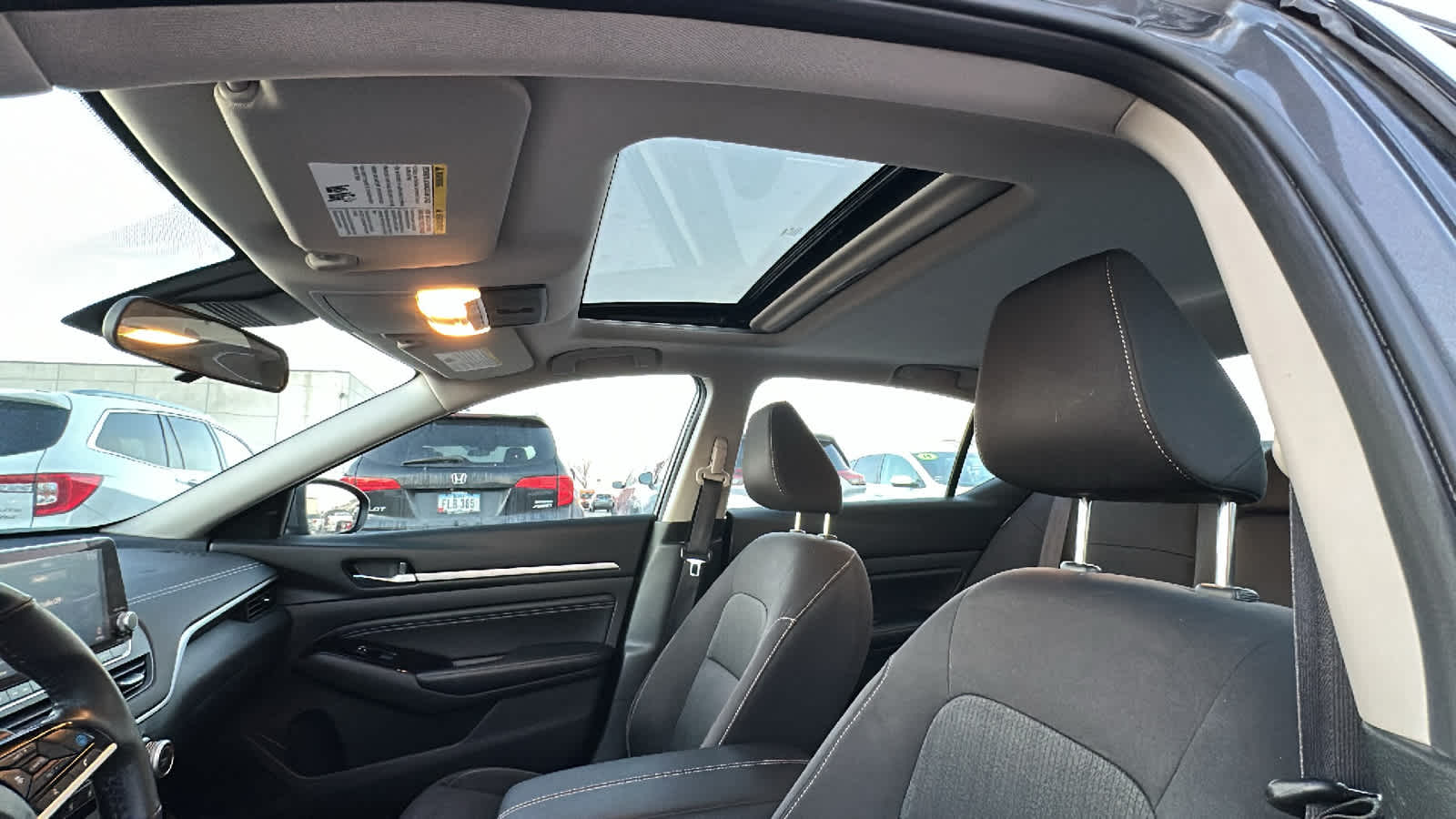 Thumbnail: 2021 Nissan Altima - 21