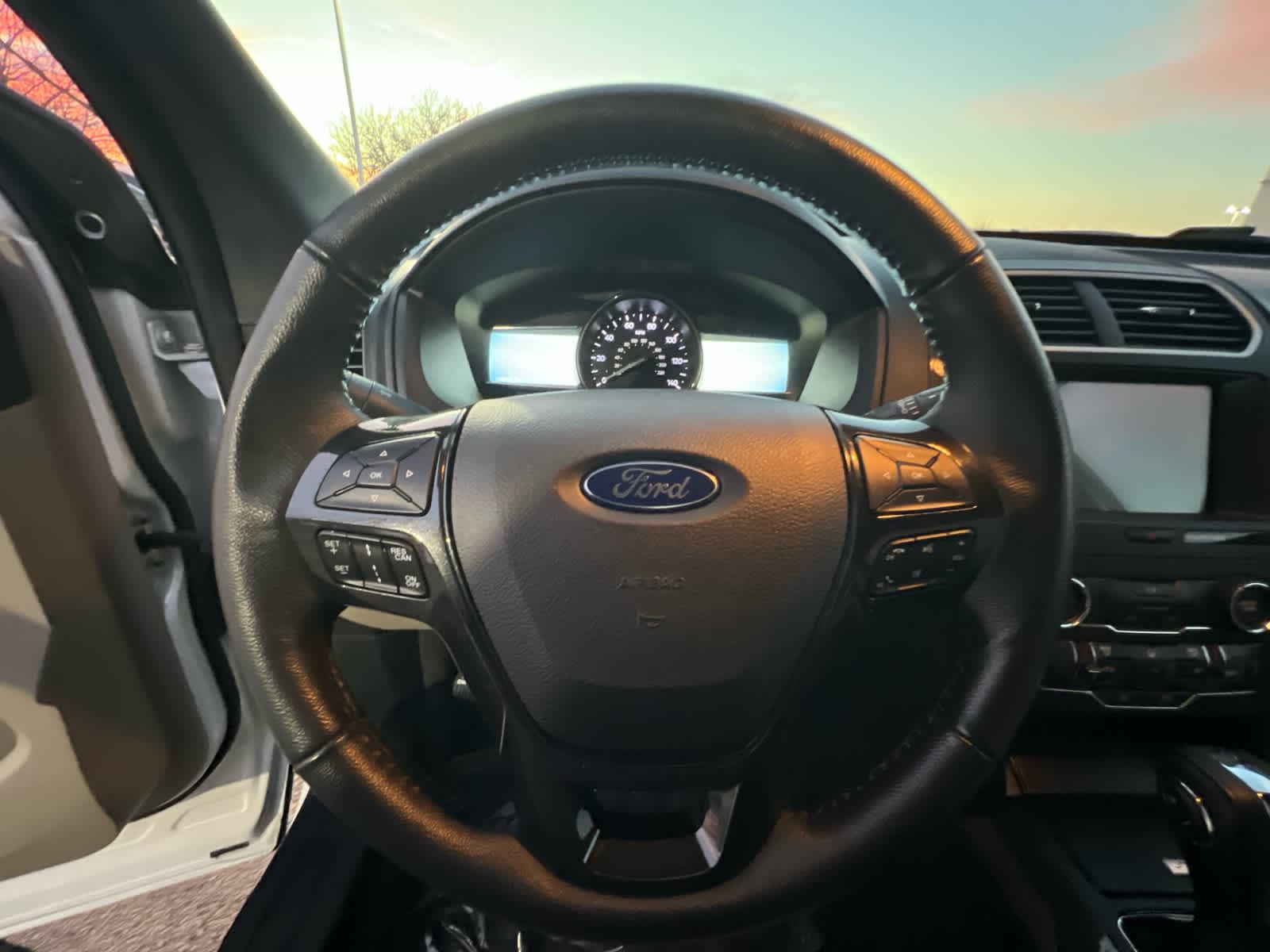 Thumbnail: 2018 Ford Explorer - 19