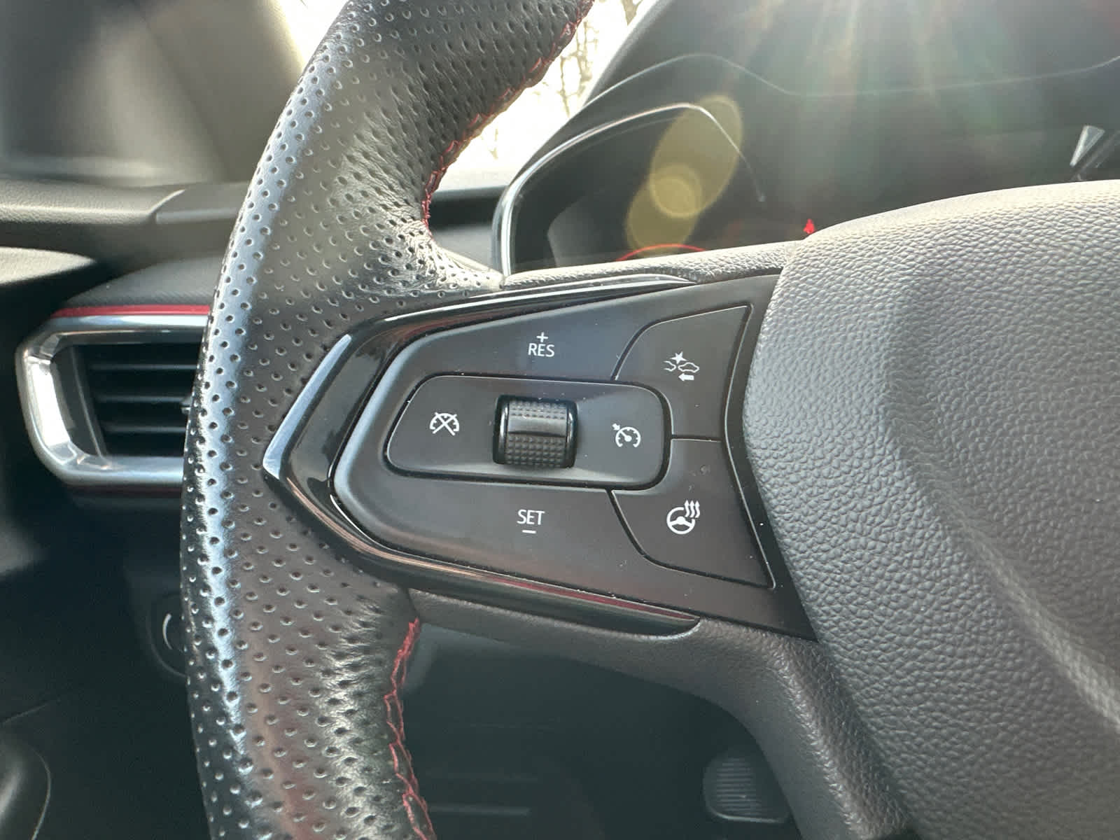 Thumbnail: 2023 Chevrolet TrailBlazer - 22