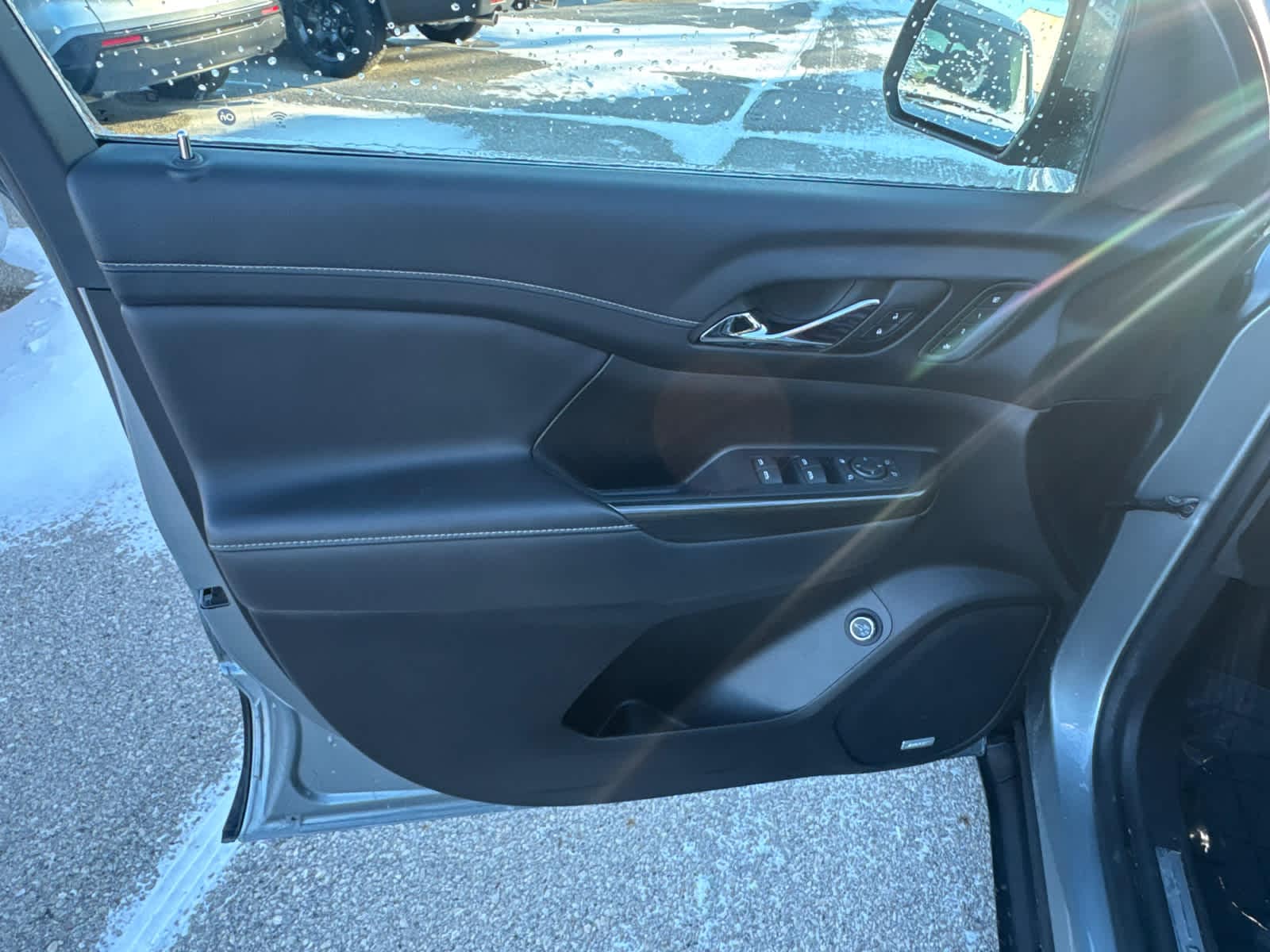 Thumbnail: 2023 GMC Acadia - 11