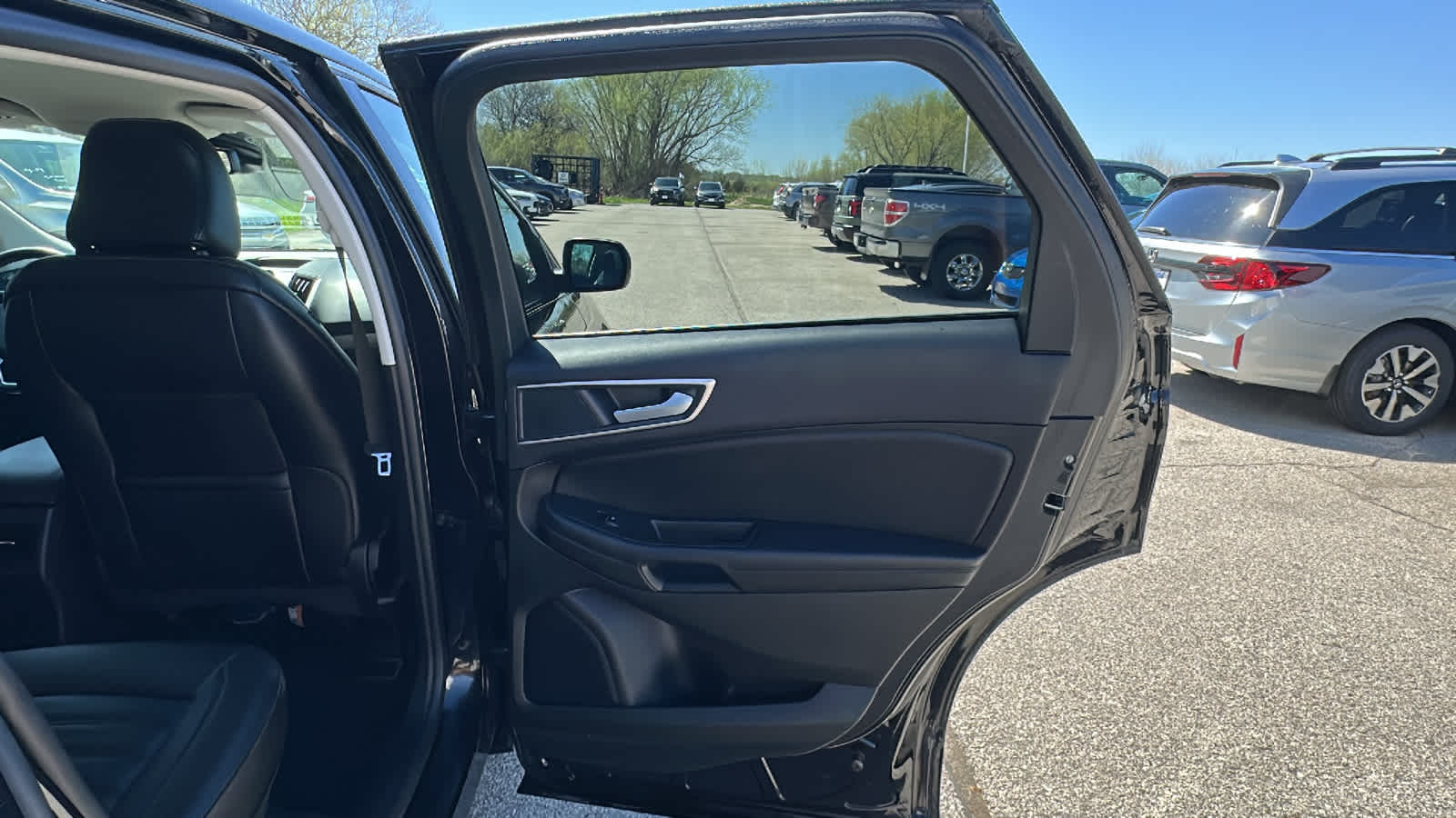 Thumbnail: 2023 Ford Edge - 9