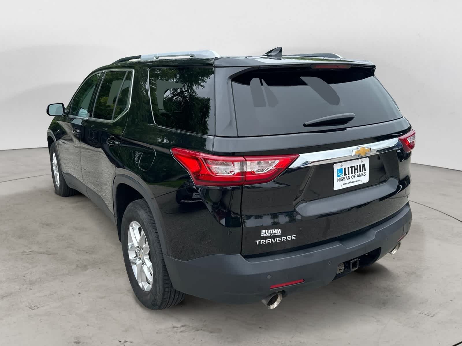 Thumbnail: 2018 Chevrolet Traverse - 2