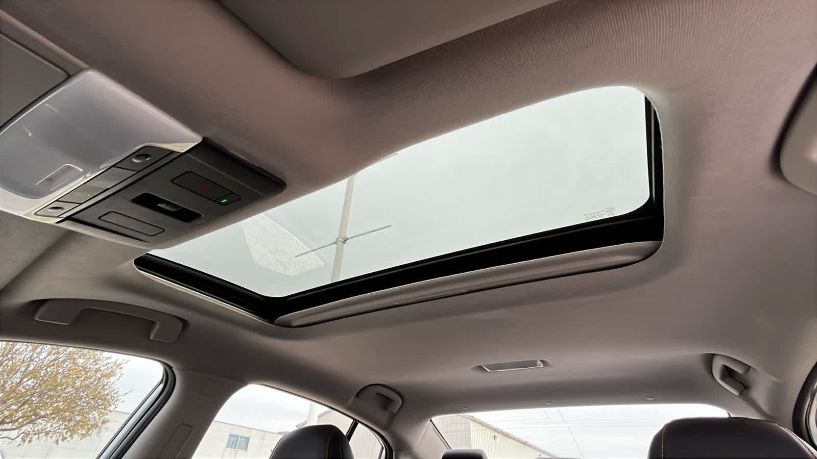 Thumbnail: 2022 Nissan Sentra - 20