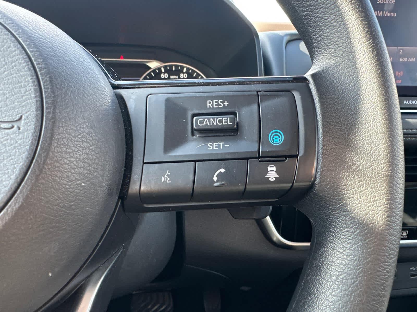 Thumbnail: 2021 Nissan Rogue - 18