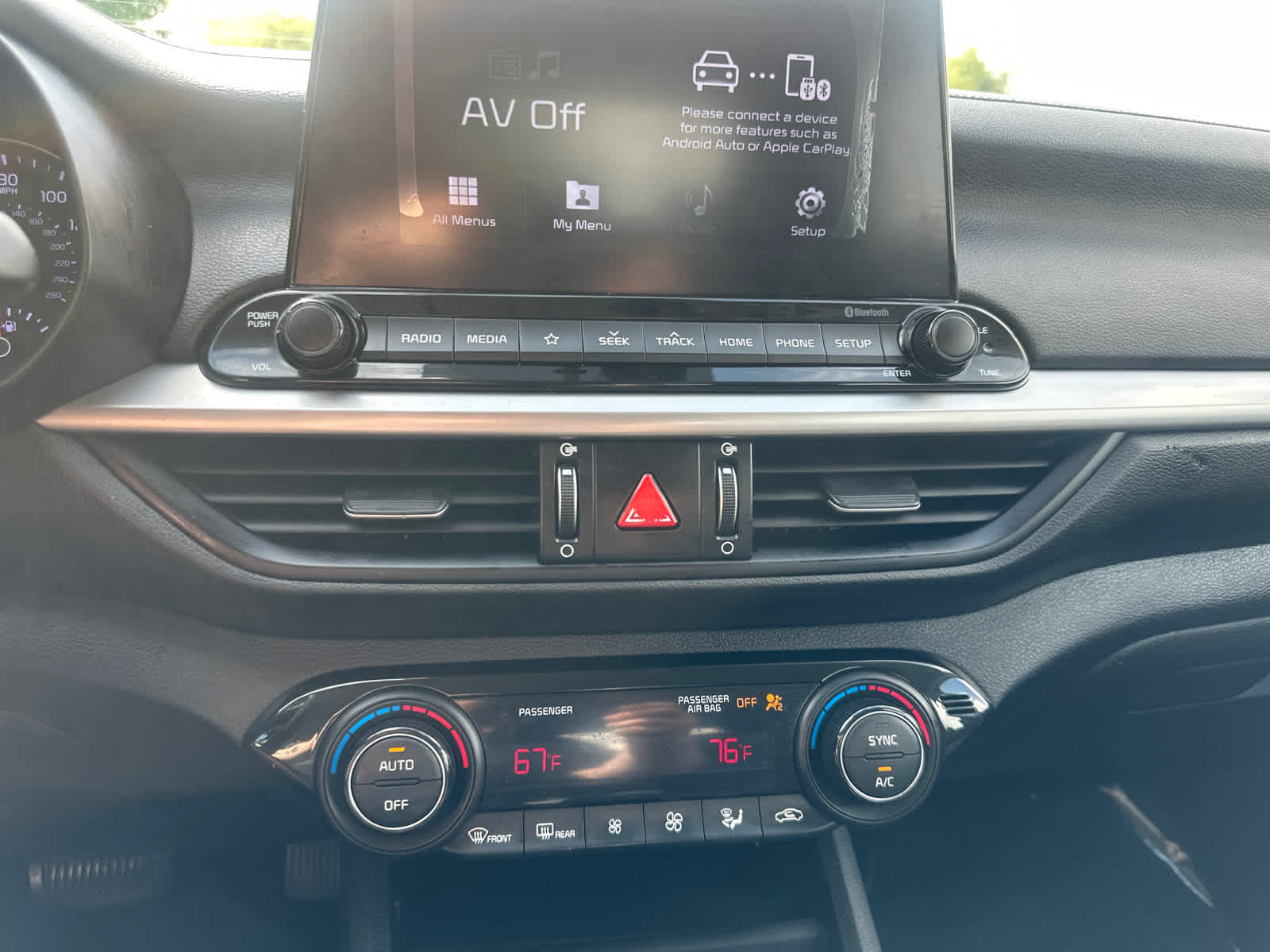 Thumbnail: 2019 Kia Forte - 20