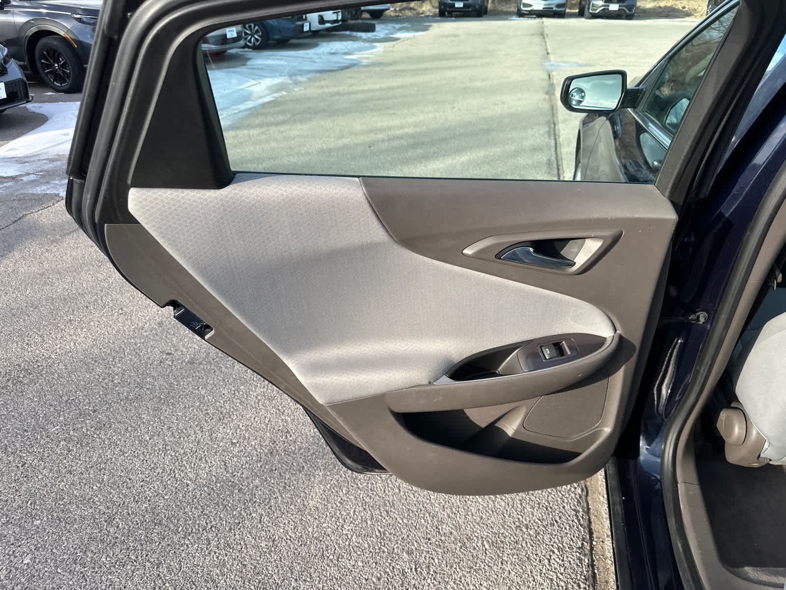 Thumbnail: 2016 Chevrolet Malibu - 11