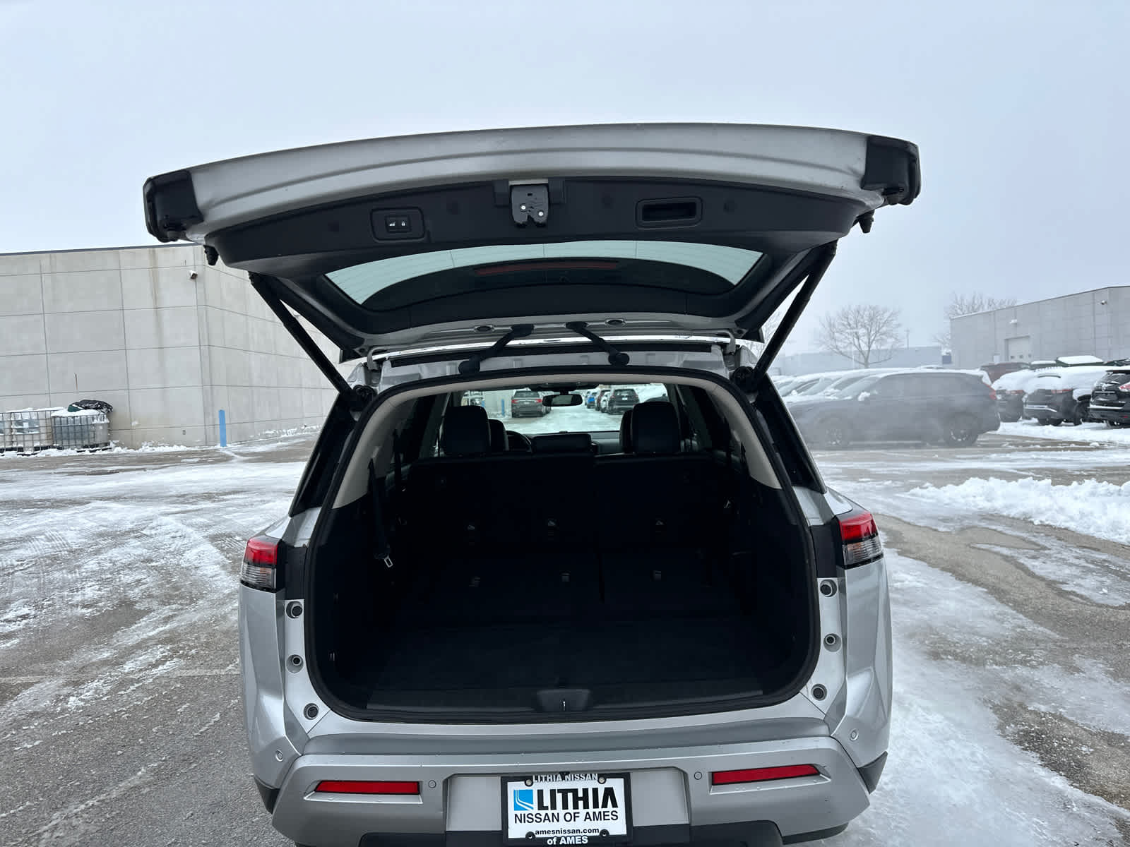 Thumbnail: 2022 Nissan Pathfinder - 11