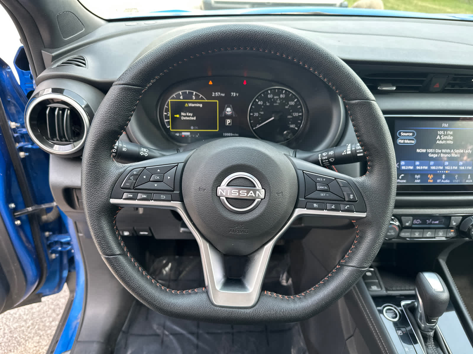 2022 Nissan Kicks SR 16