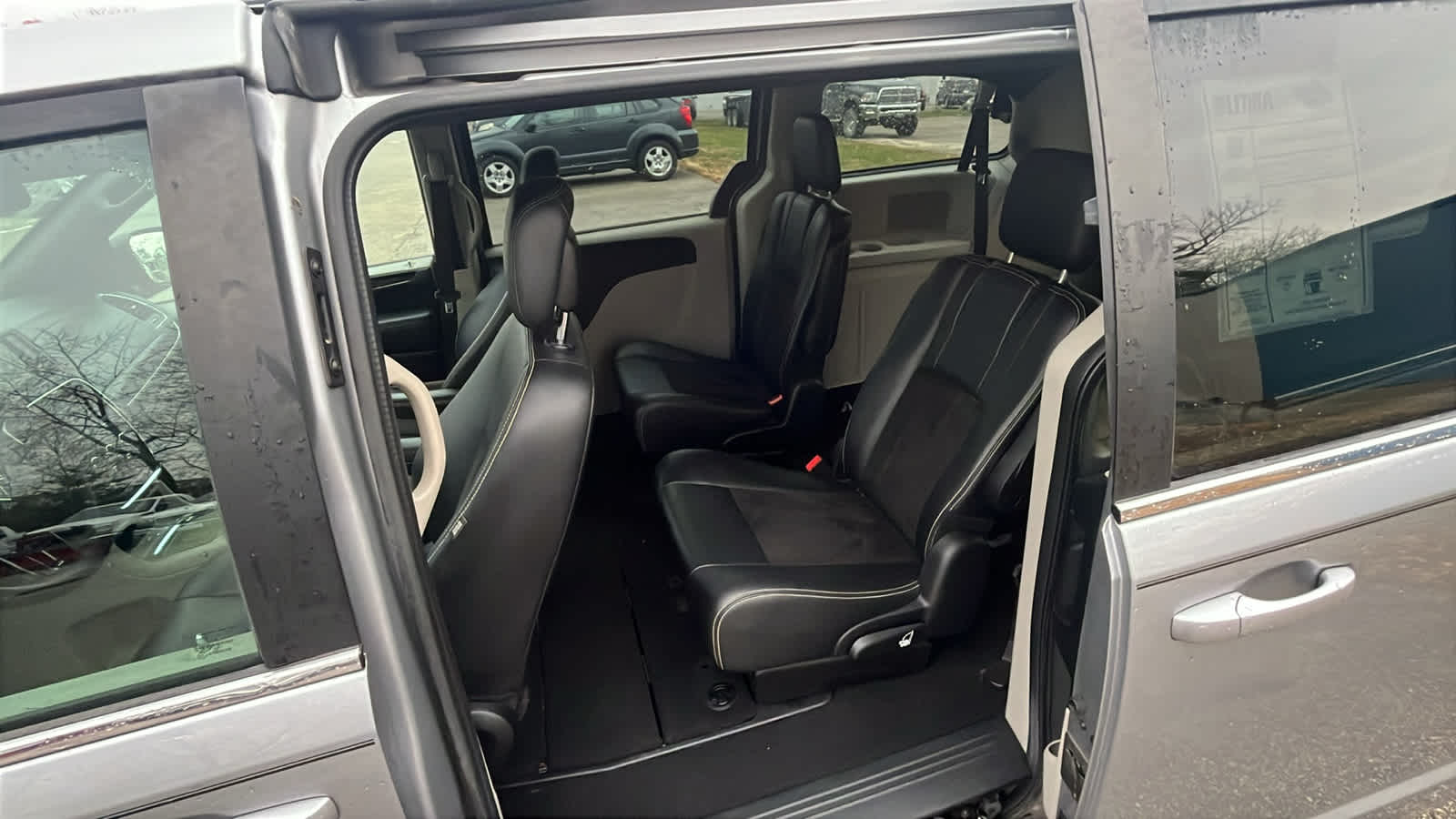 Thumbnail: 2019 Dodge Grand Caravan - 11