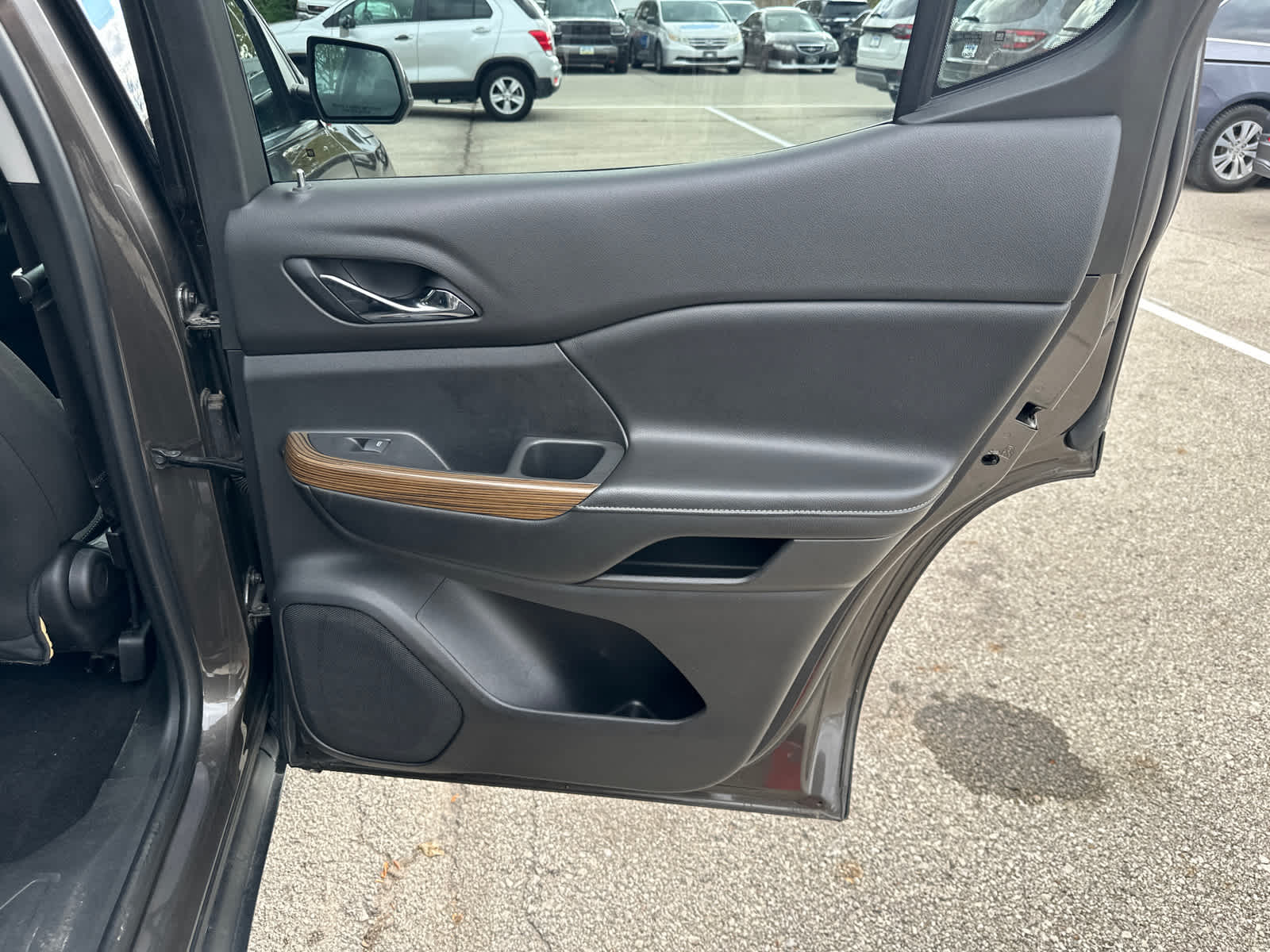 Thumbnail: 2019 GMC Acadia - 12