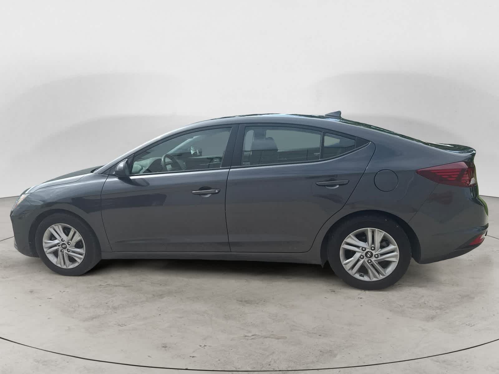 Thumbnail: 2020 Hyundai Elantra - 3