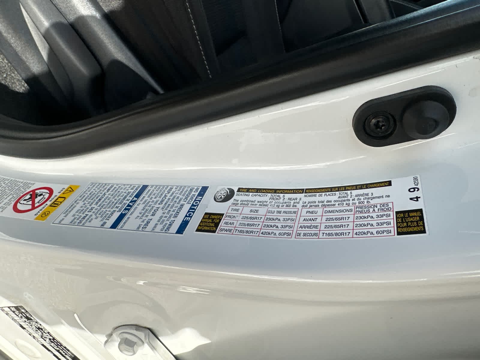 Thumbnail: 2017 Toyota RAV4 - 14