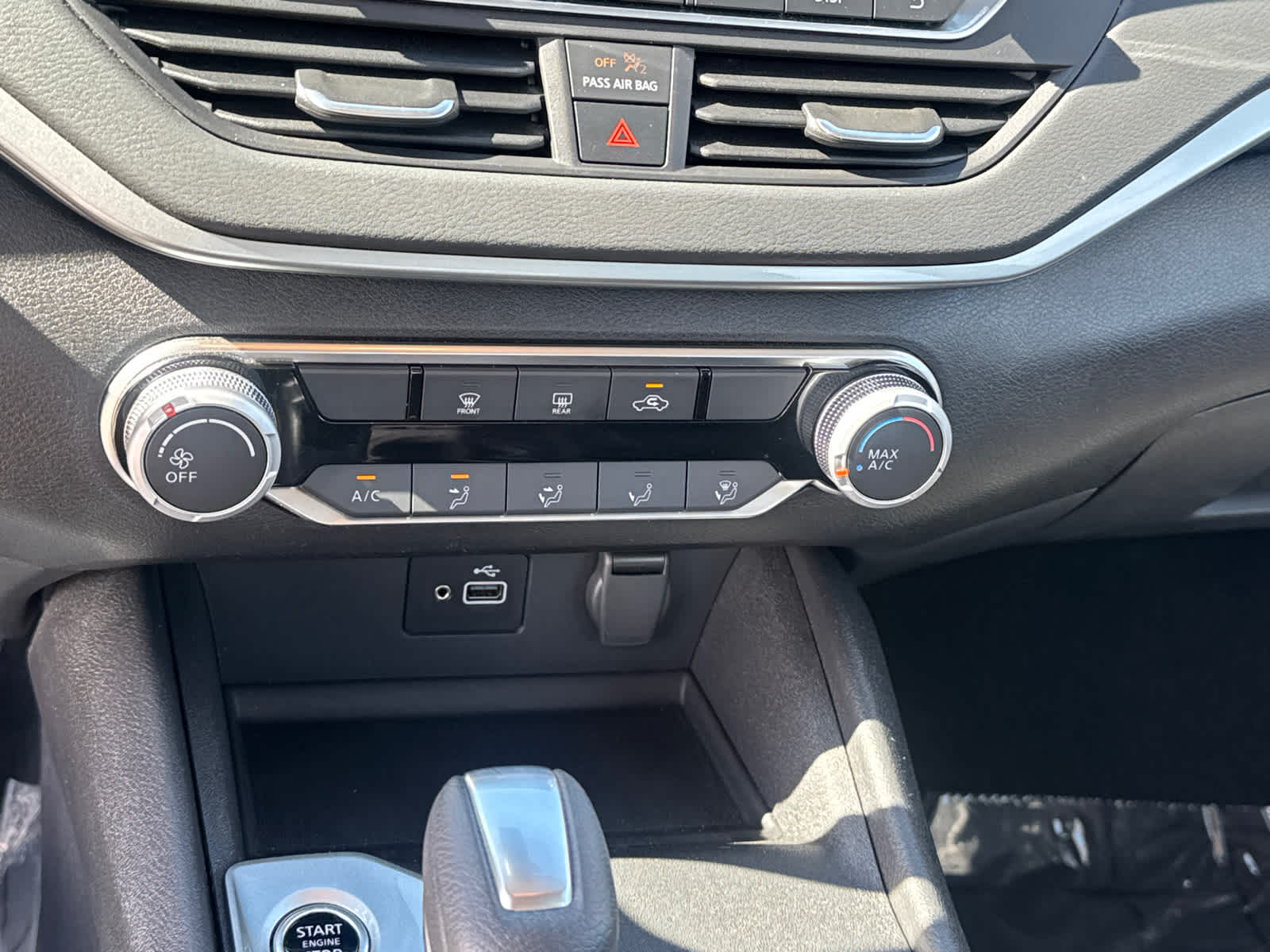 Thumbnail: 2024 Nissan Altima - 29