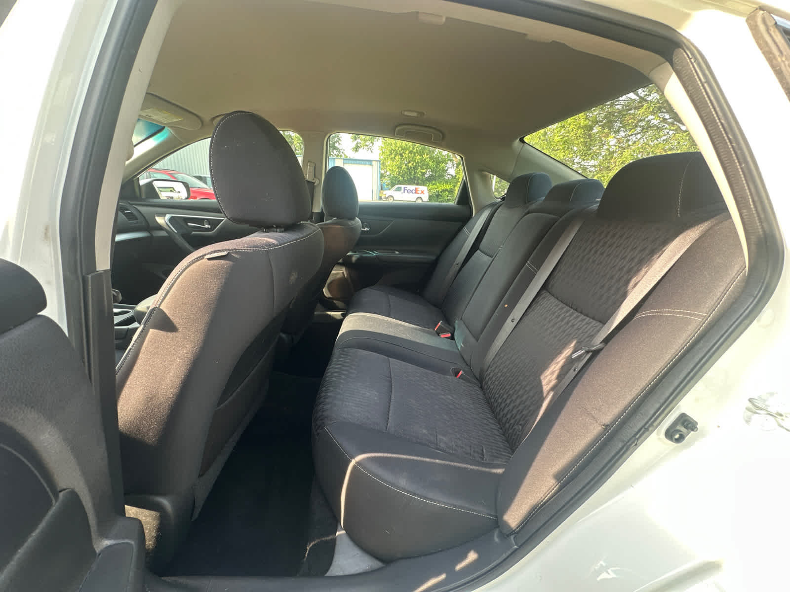 2018 Nissan Altima S 23