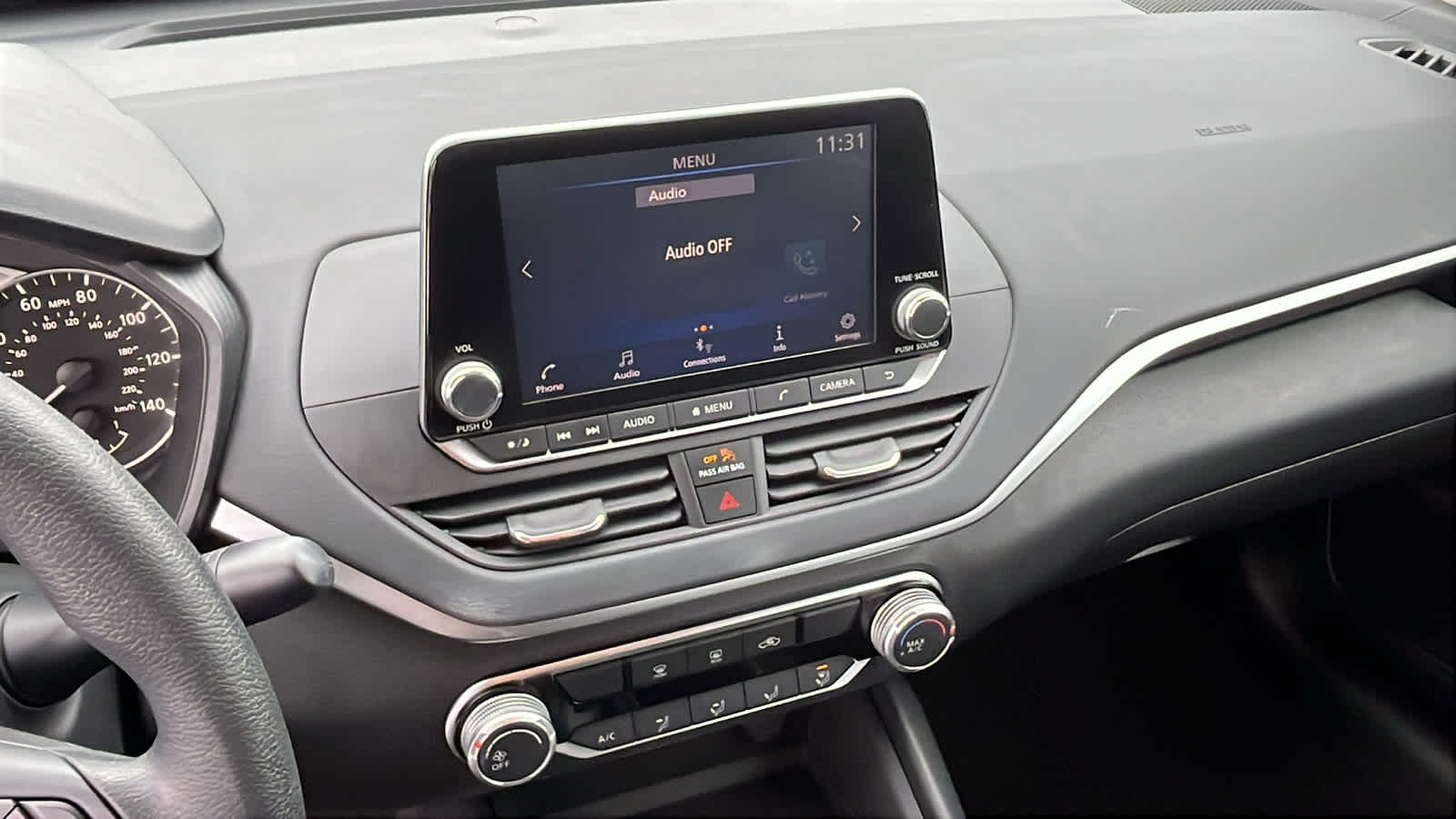 Thumbnail: 2022 Nissan Altima - 17