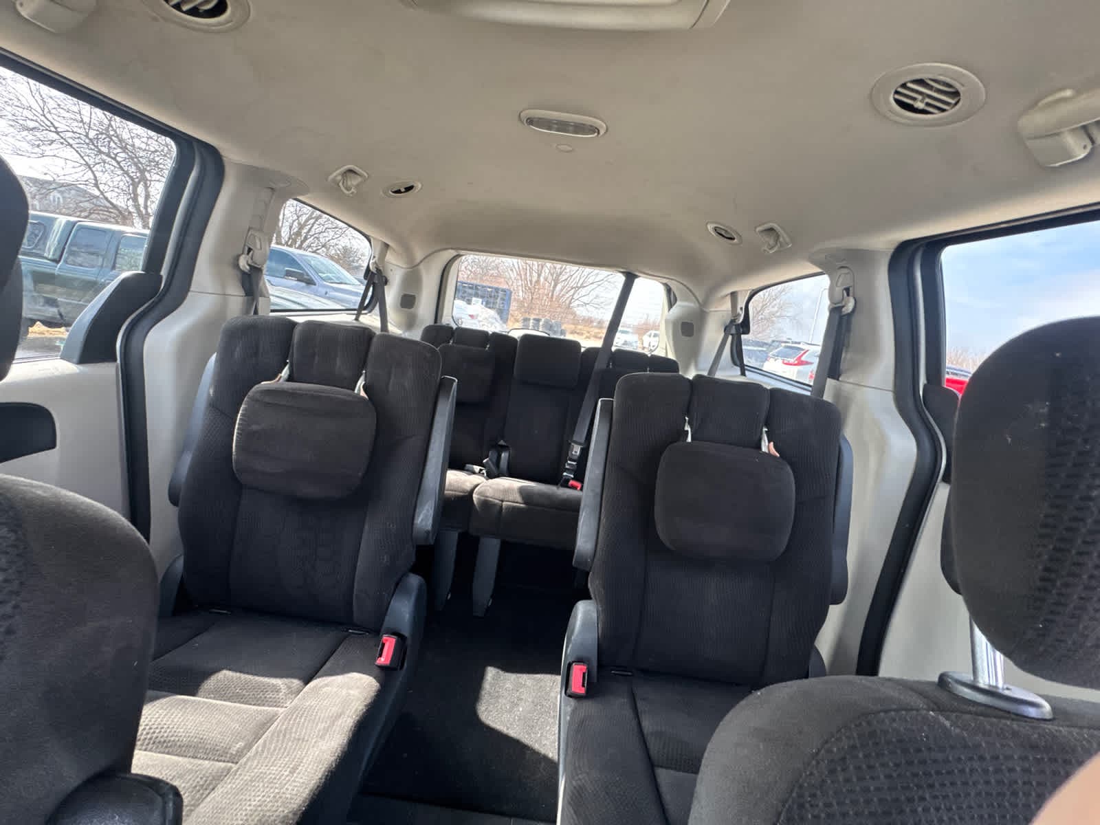 Thumbnail: 2016 Dodge Grand Caravan - 23