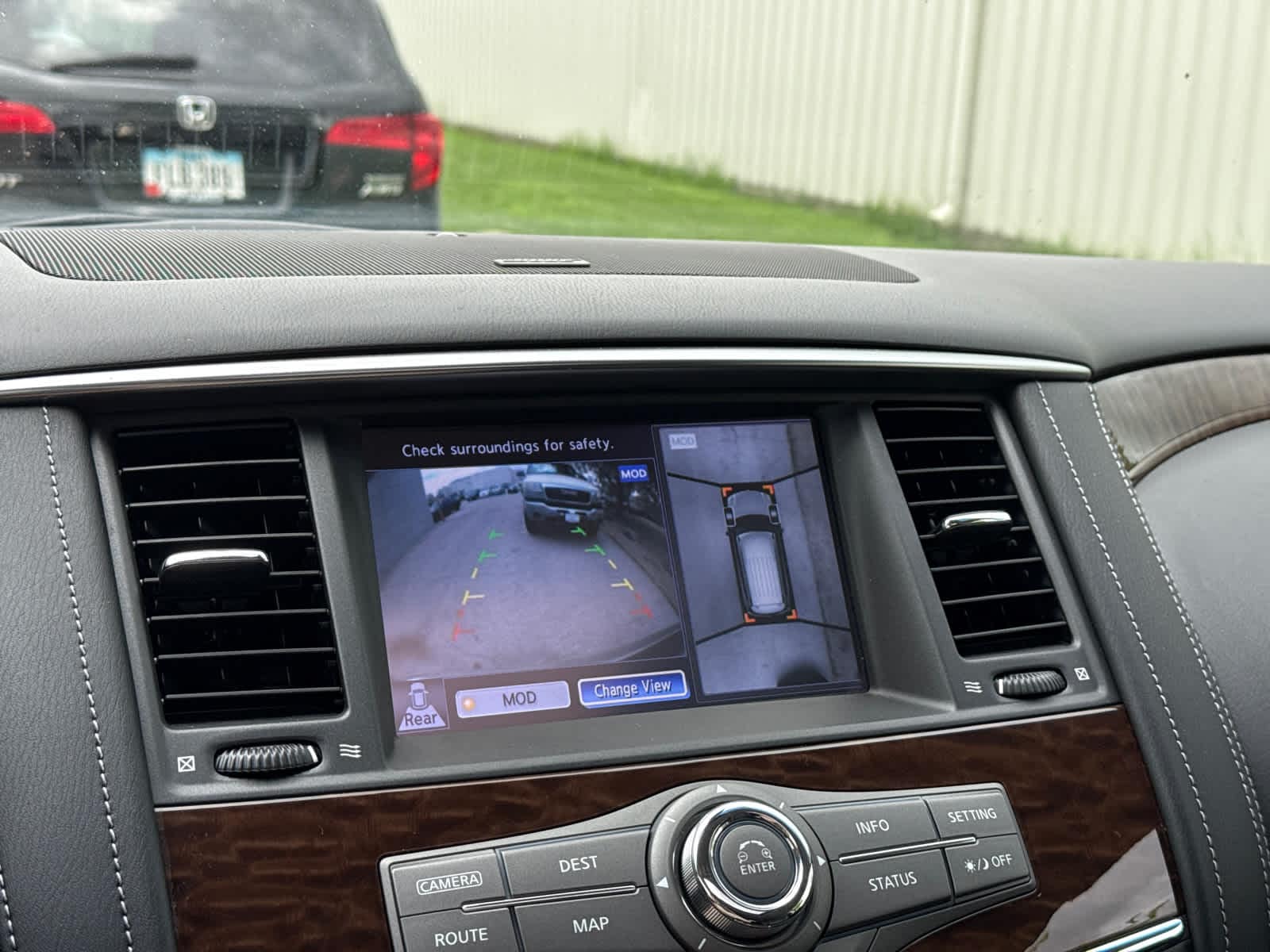 Thumbnail: 2017 Nissan Armada - 19