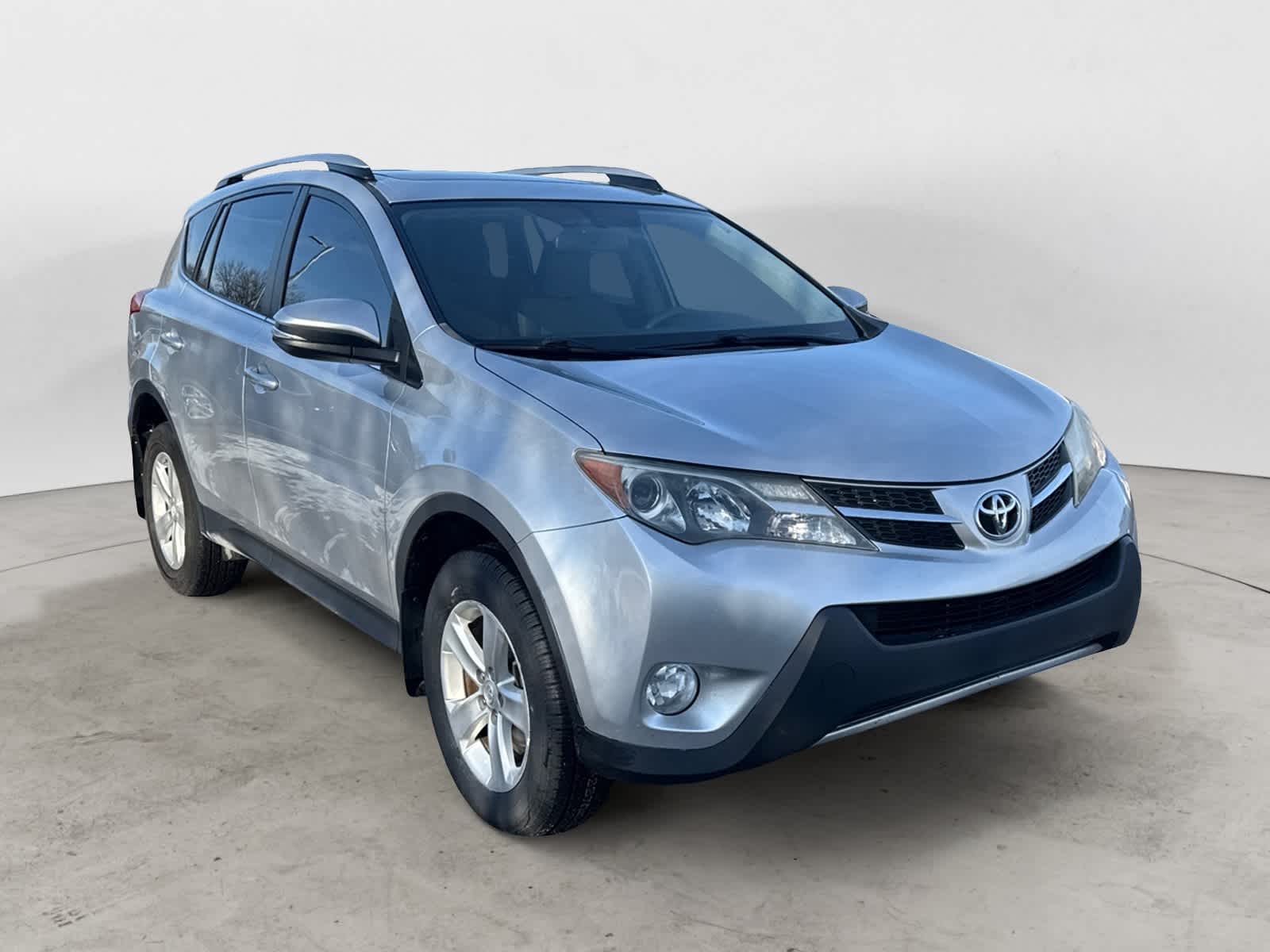 Thumbnail: 2013 Toyota RAV4 - 6