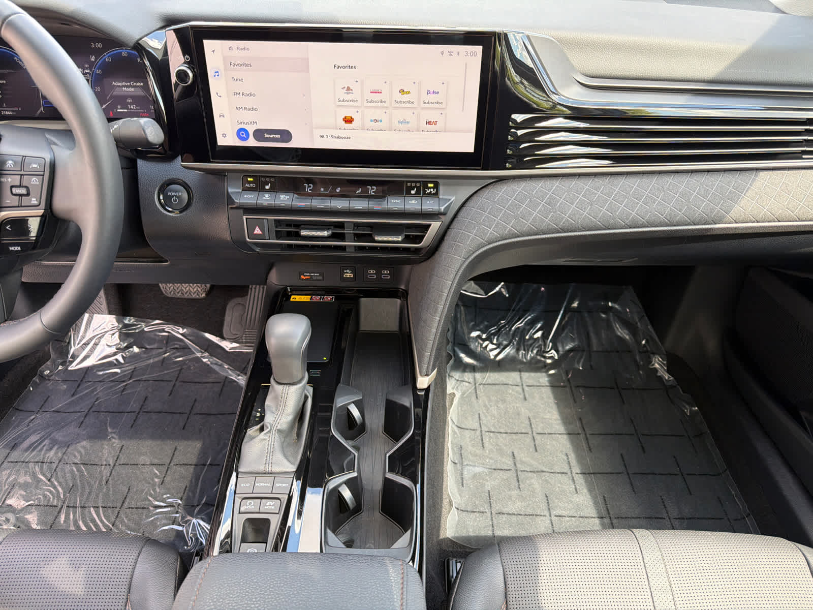 Thumbnail: 2025 Toyota Camry - 24