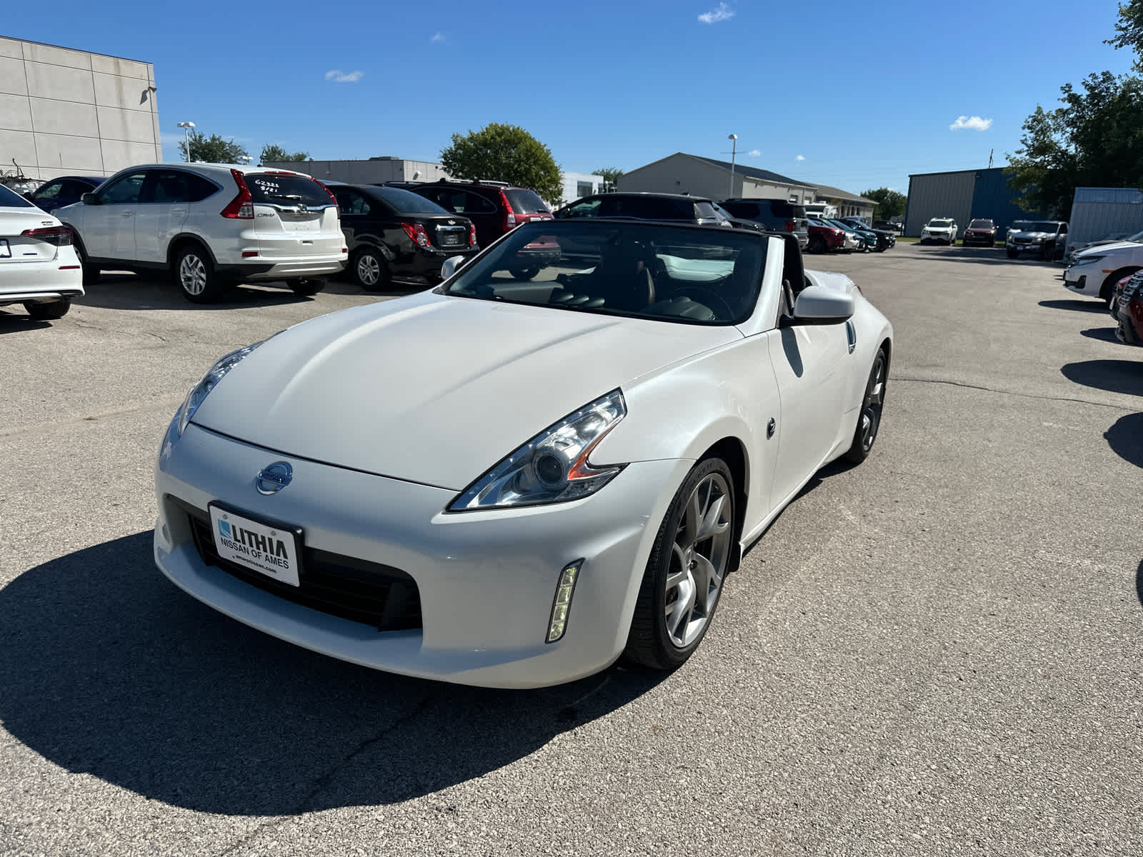 Thumbnail: 2014 Nissan Z - 22