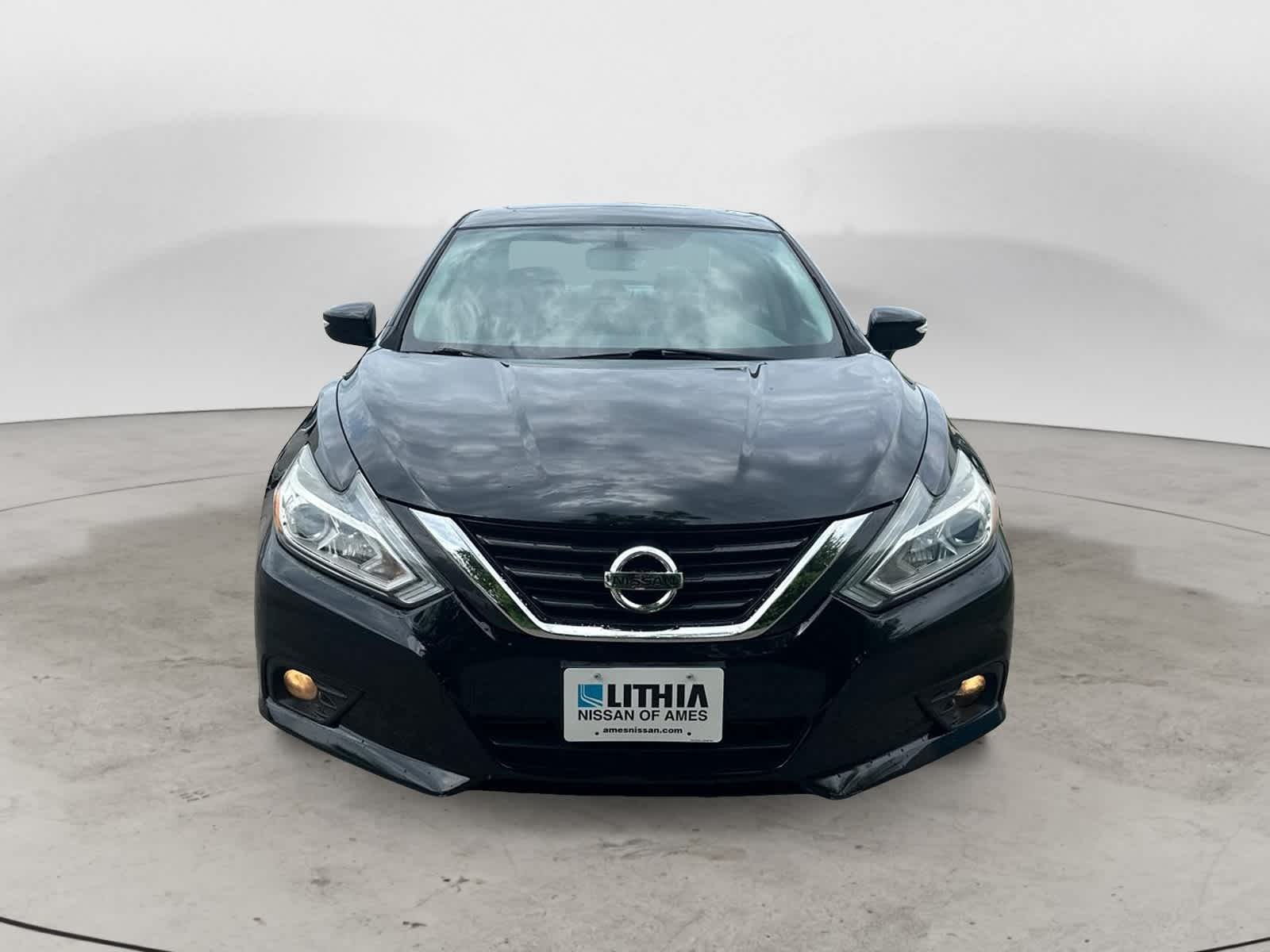 Thumbnail: 2016 Nissan Altima - 2