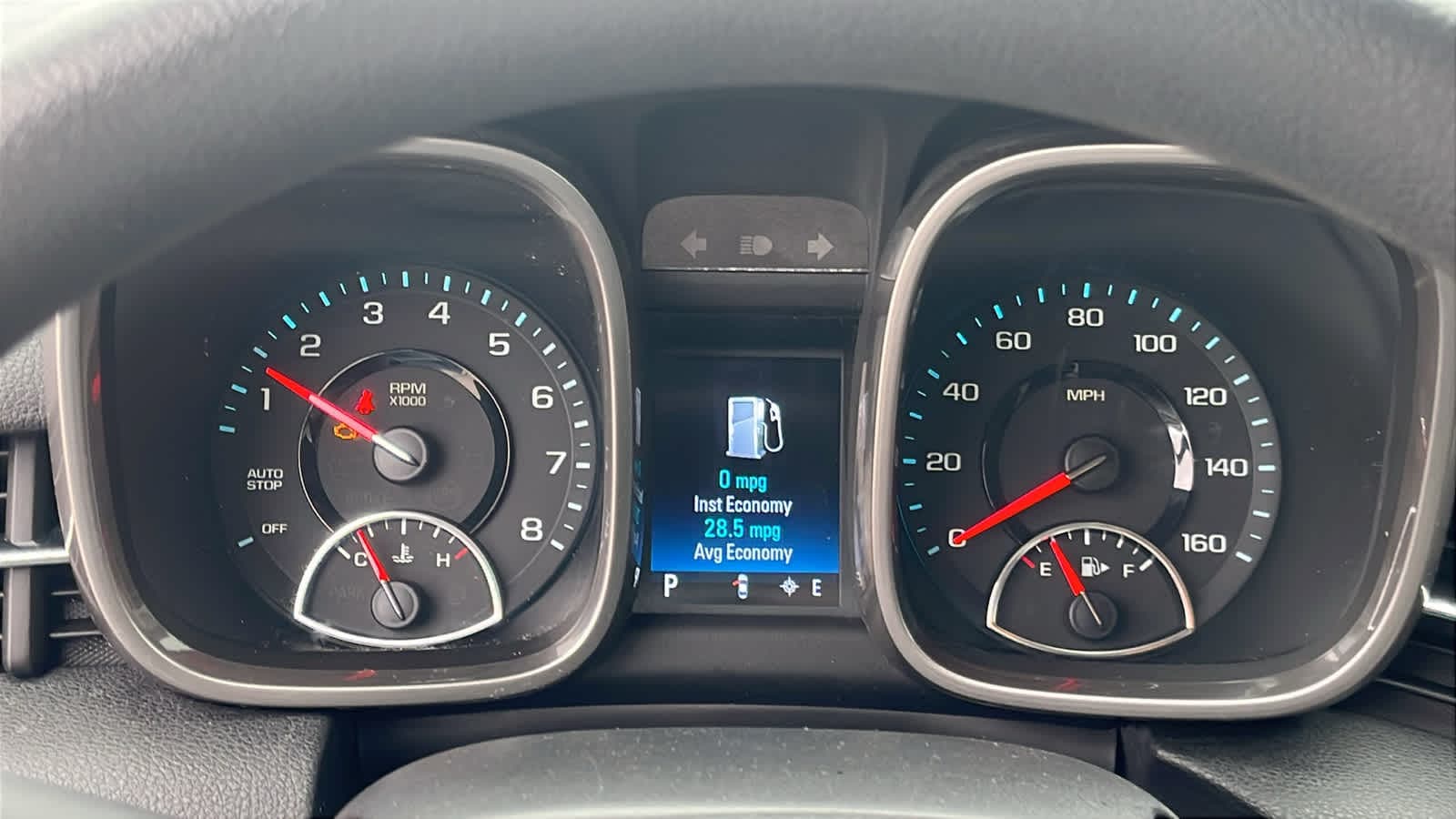 Thumbnail: 2015 Chevrolet Malibu - 16