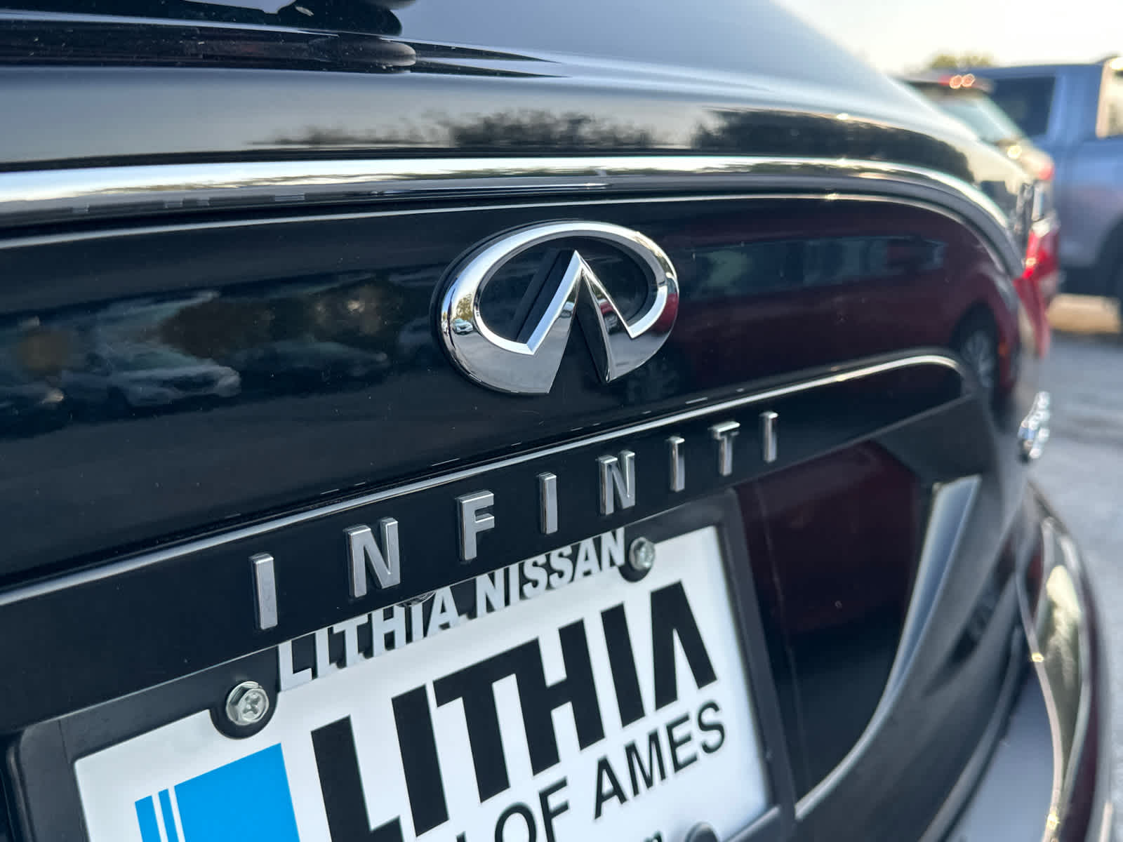 Thumbnail: 2018 INFINITI QX30 - 13