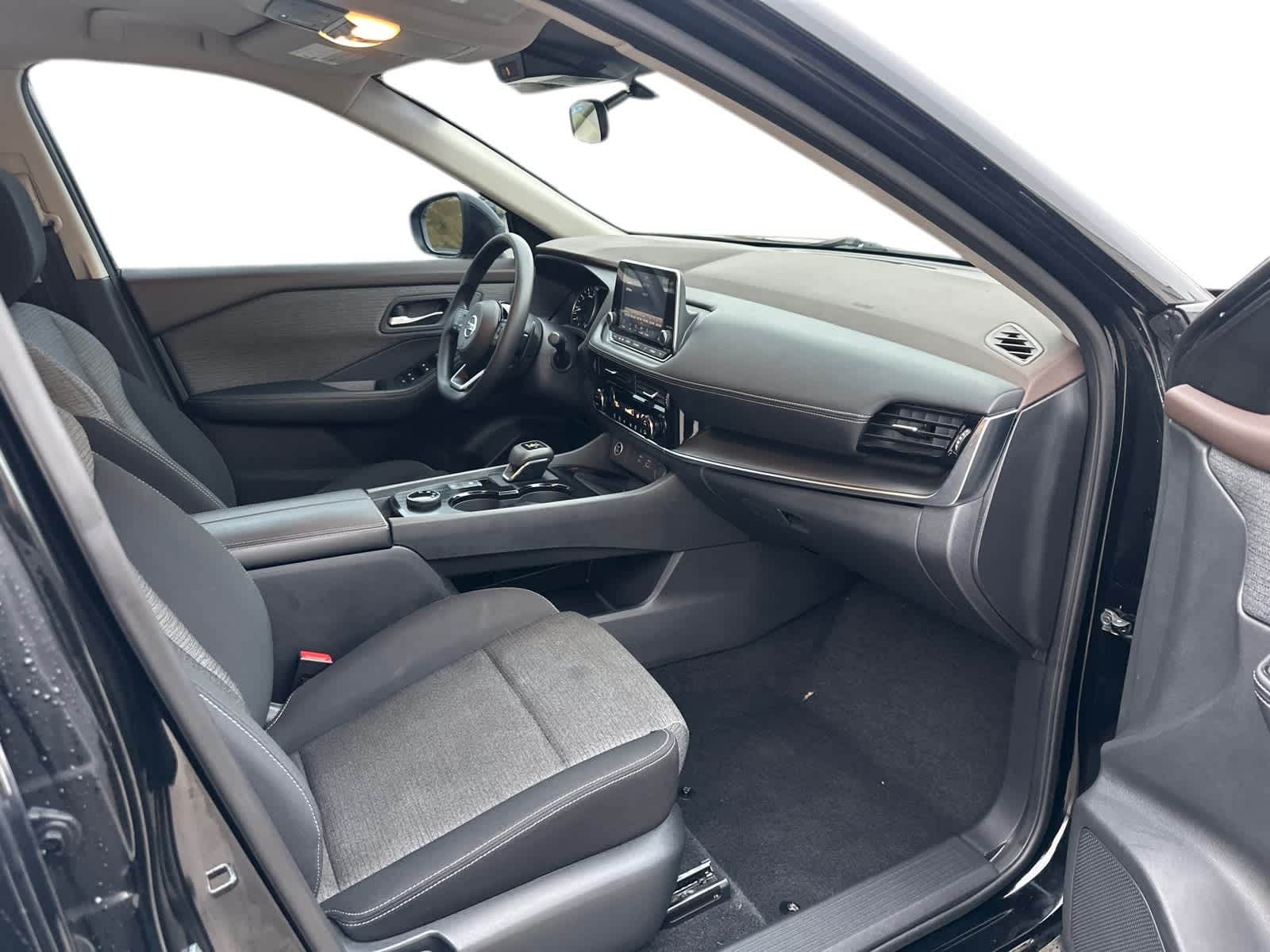 Thumbnail: 2021 Nissan Rogue - 6