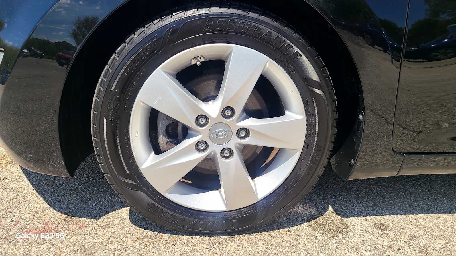 Thumbnail: 2013 Hyundai Elantra - 20