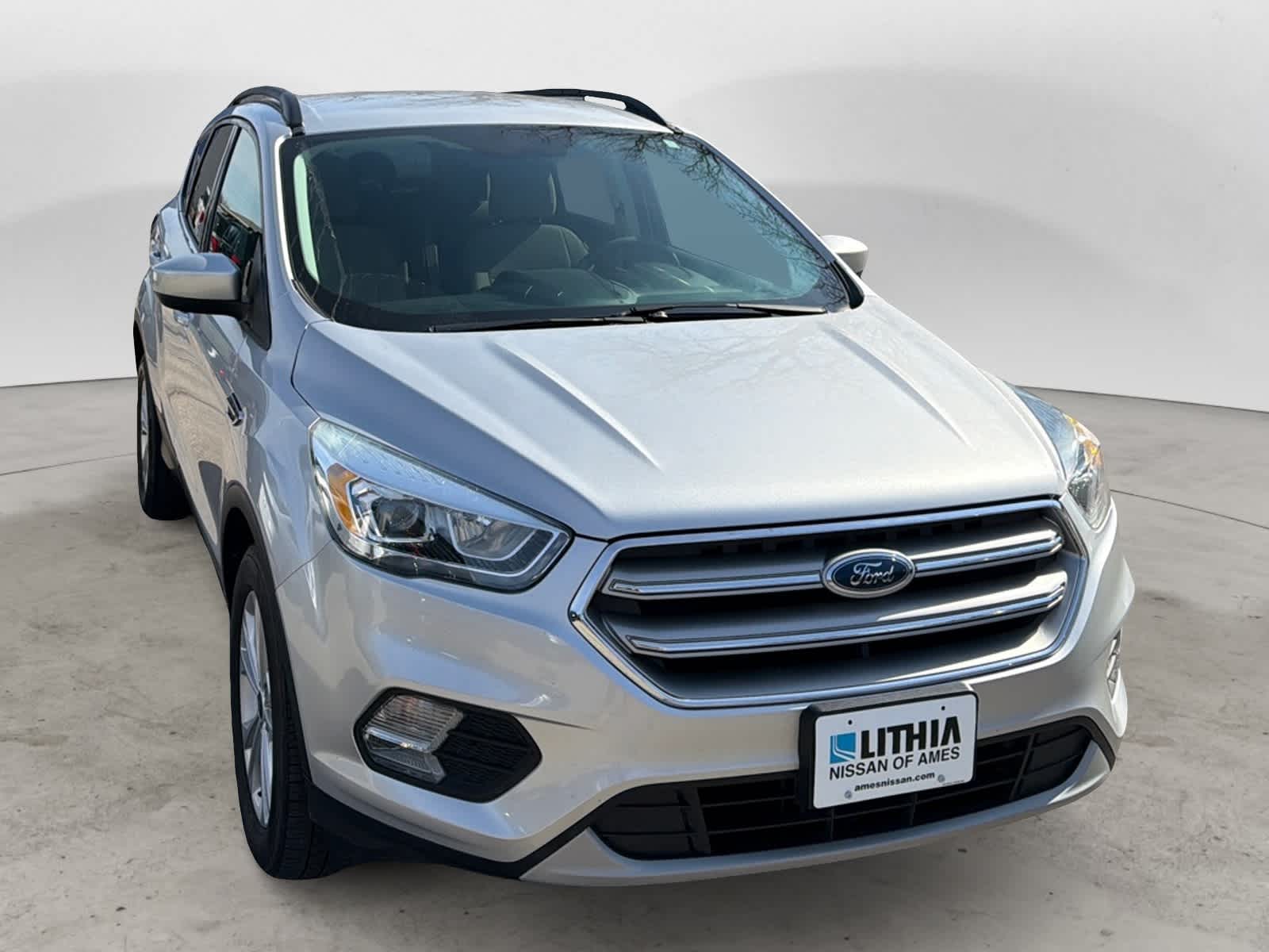 Thumbnail: 2017 Ford Escape - 6