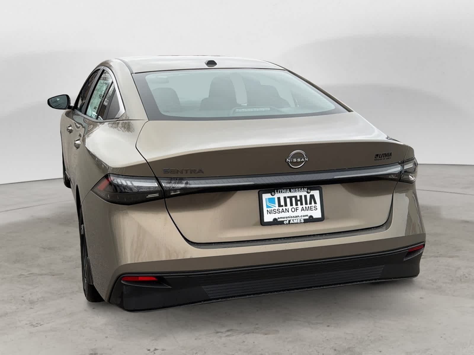 Thumbnail: 2026 Nissan Sentra - 3