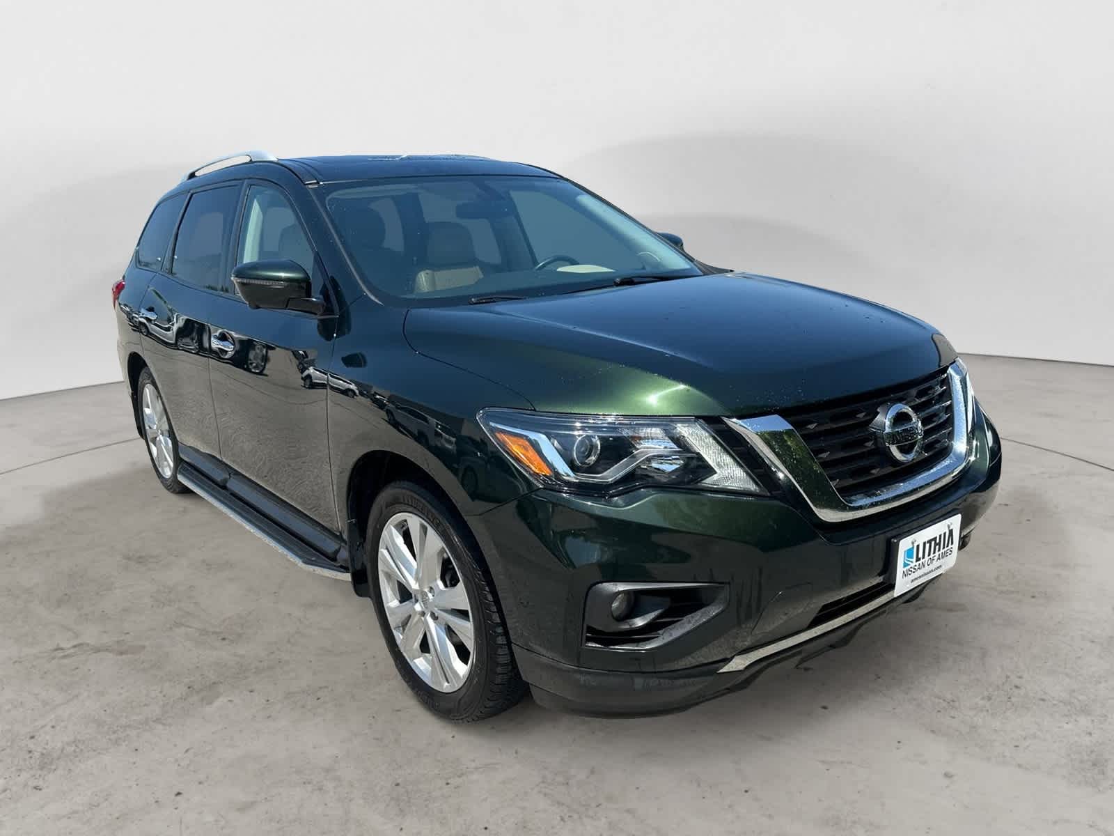 Thumbnail: 2018 Nissan Pathfinder - 4