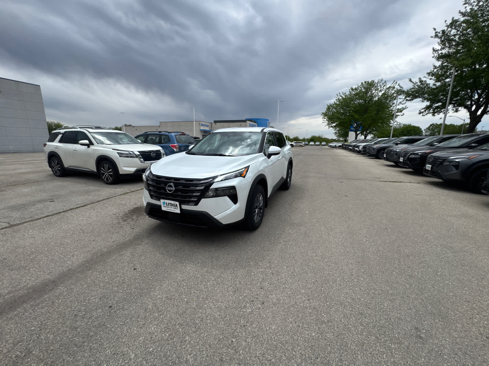 Thumbnail: 2026 Nissan Rogue - 26