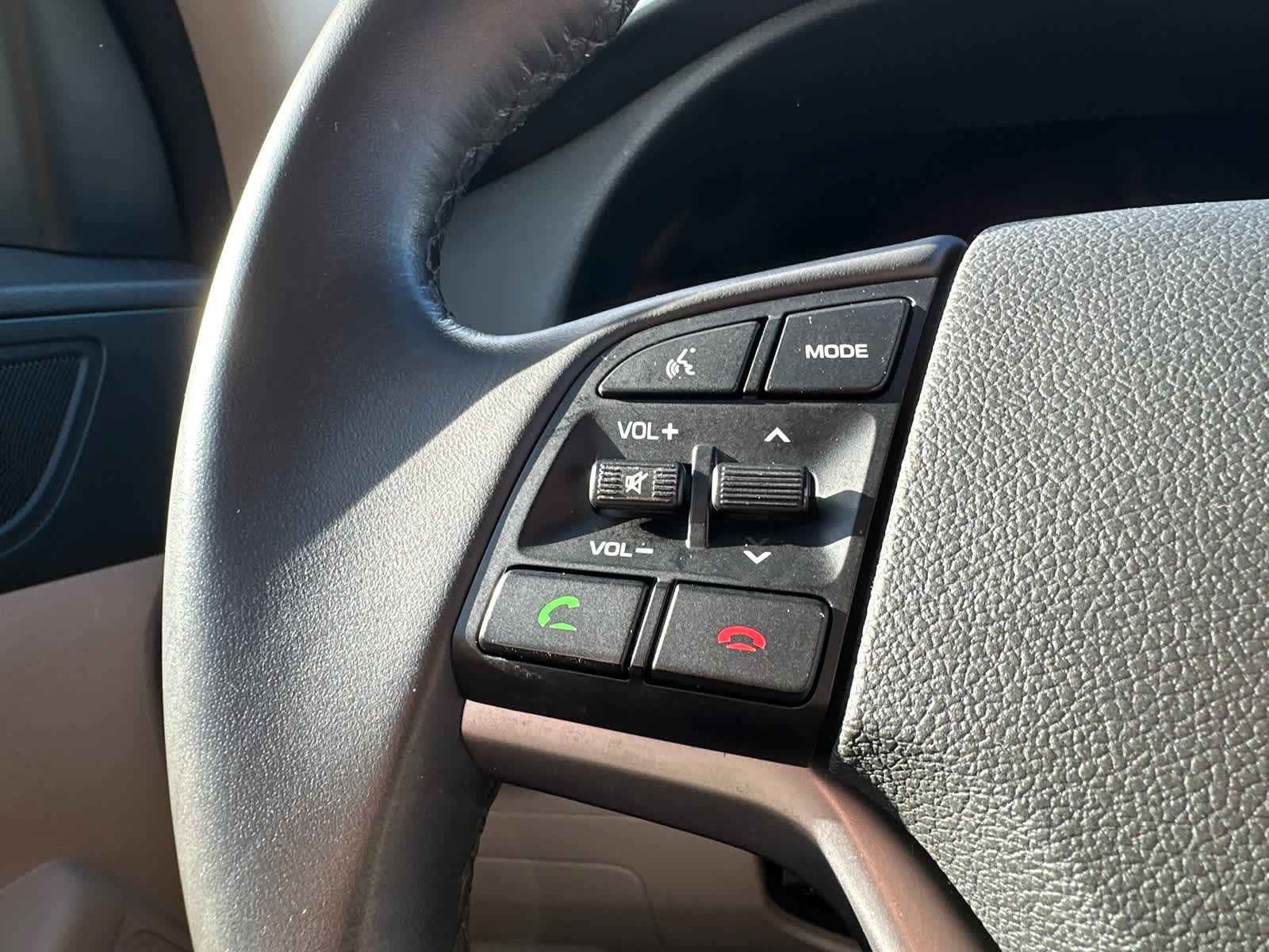 Thumbnail: 2017 Hyundai Tucson - 22