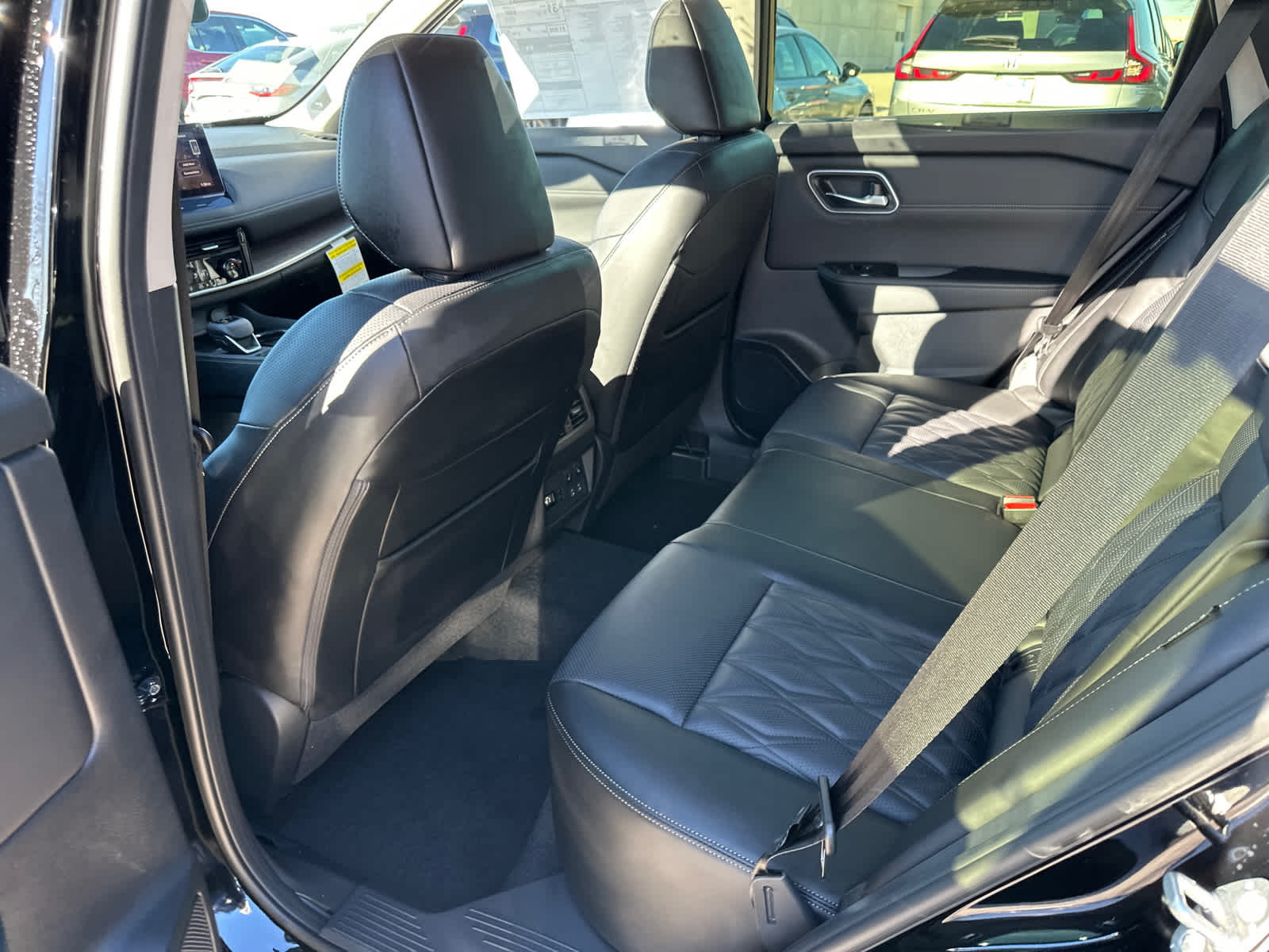 Thumbnail: 2026 Nissan Rogue - 14