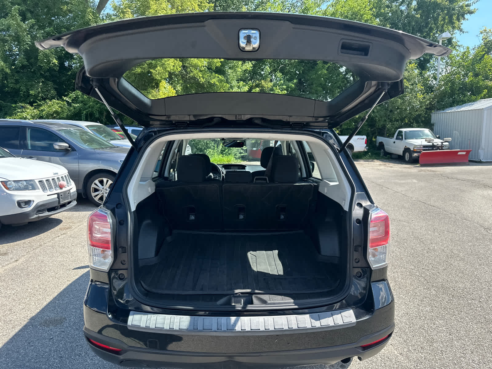 Thumbnail: 2017 Subaru Forester - 8