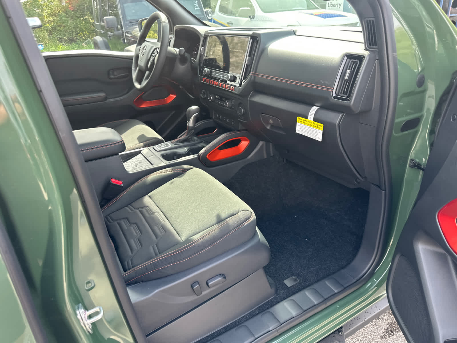 Thumbnail: 2026 Nissan Frontier - 7