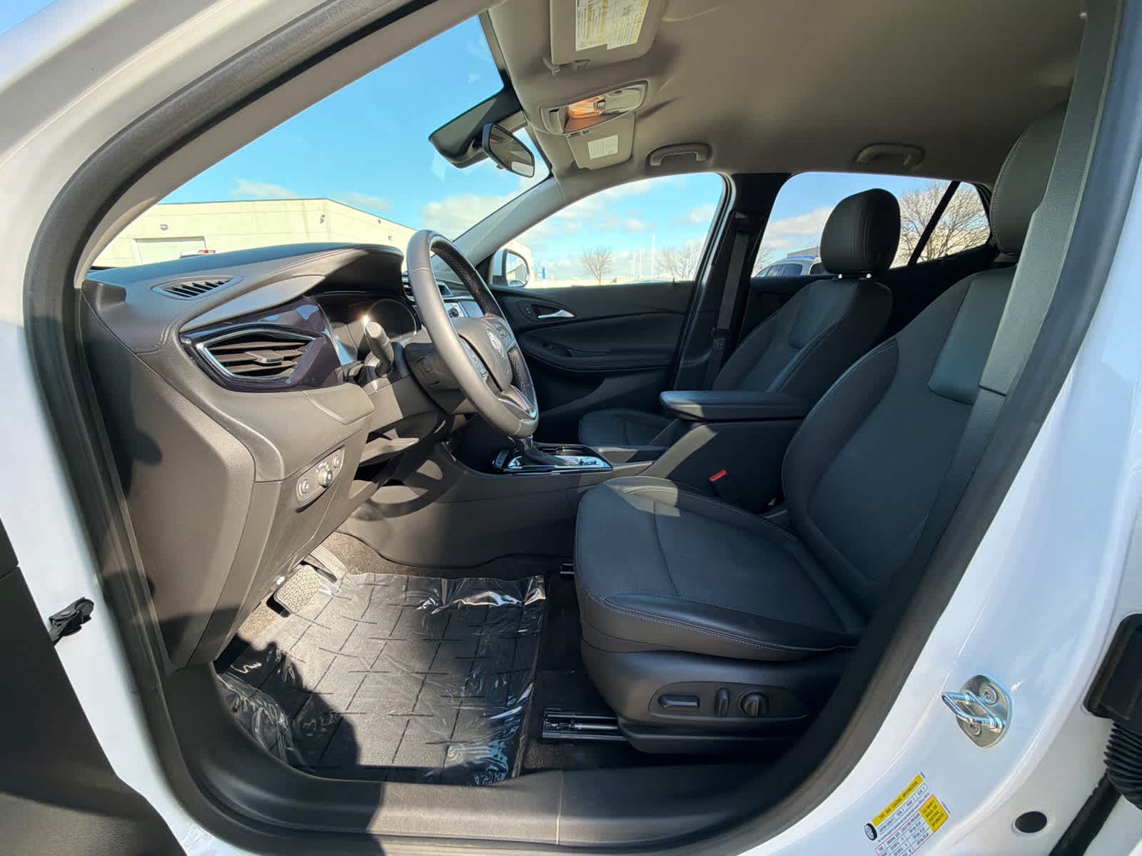 Thumbnail: 2023 Buick Encore GX - 16