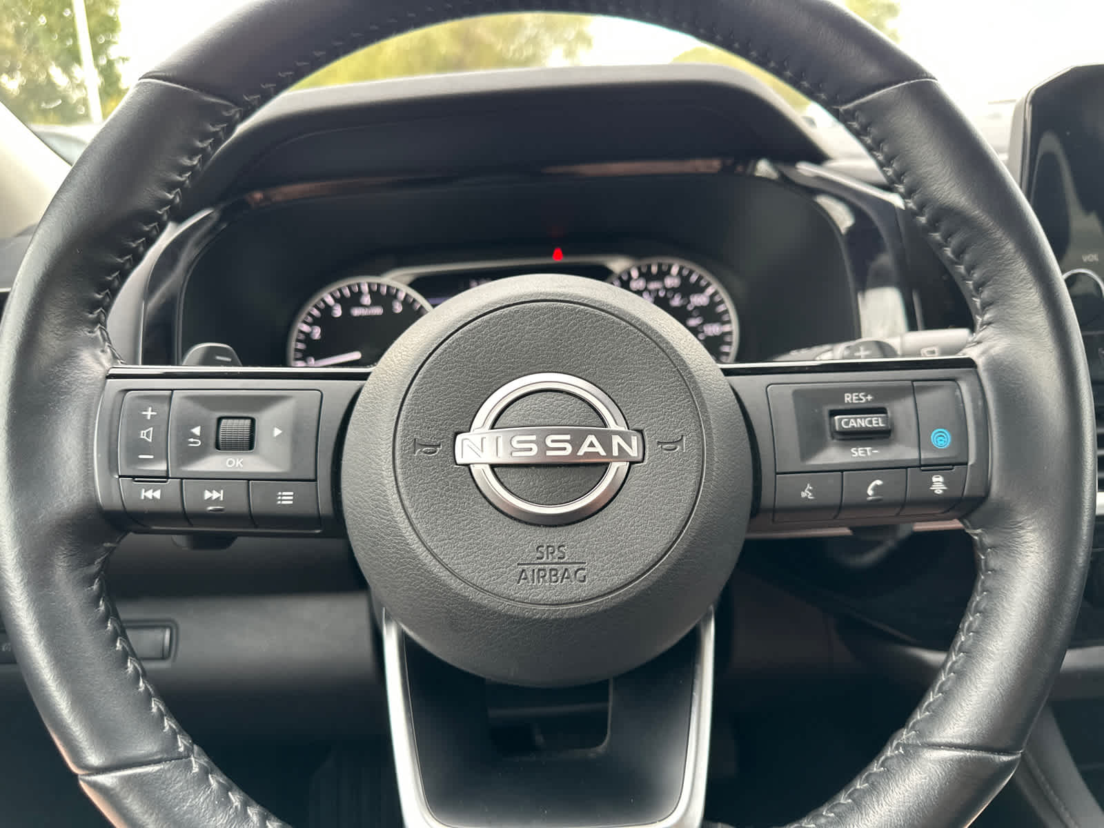 Thumbnail: 2022 Nissan Pathfinder - 20