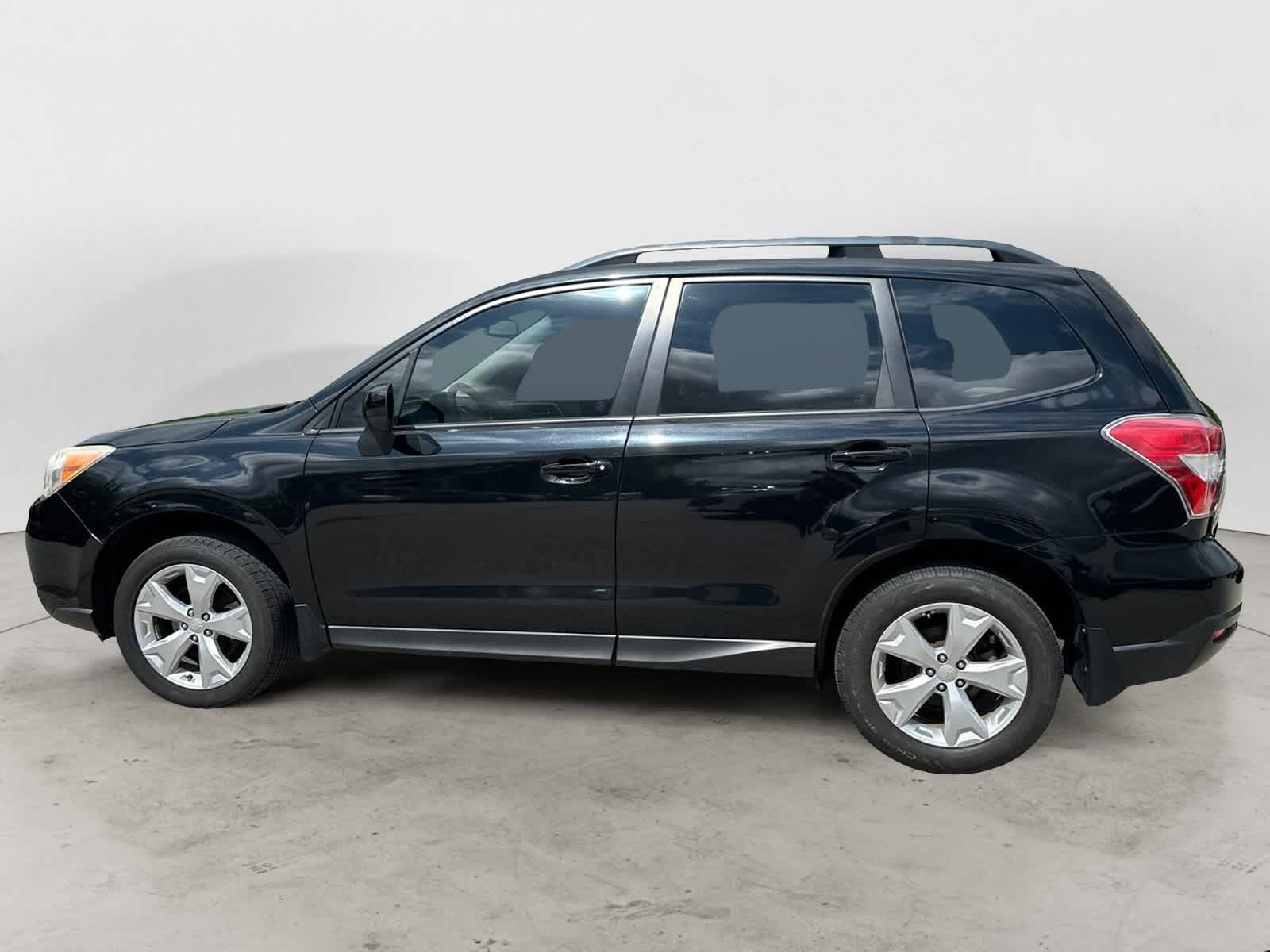 Thumbnail: 2015 Subaru Forester - 3