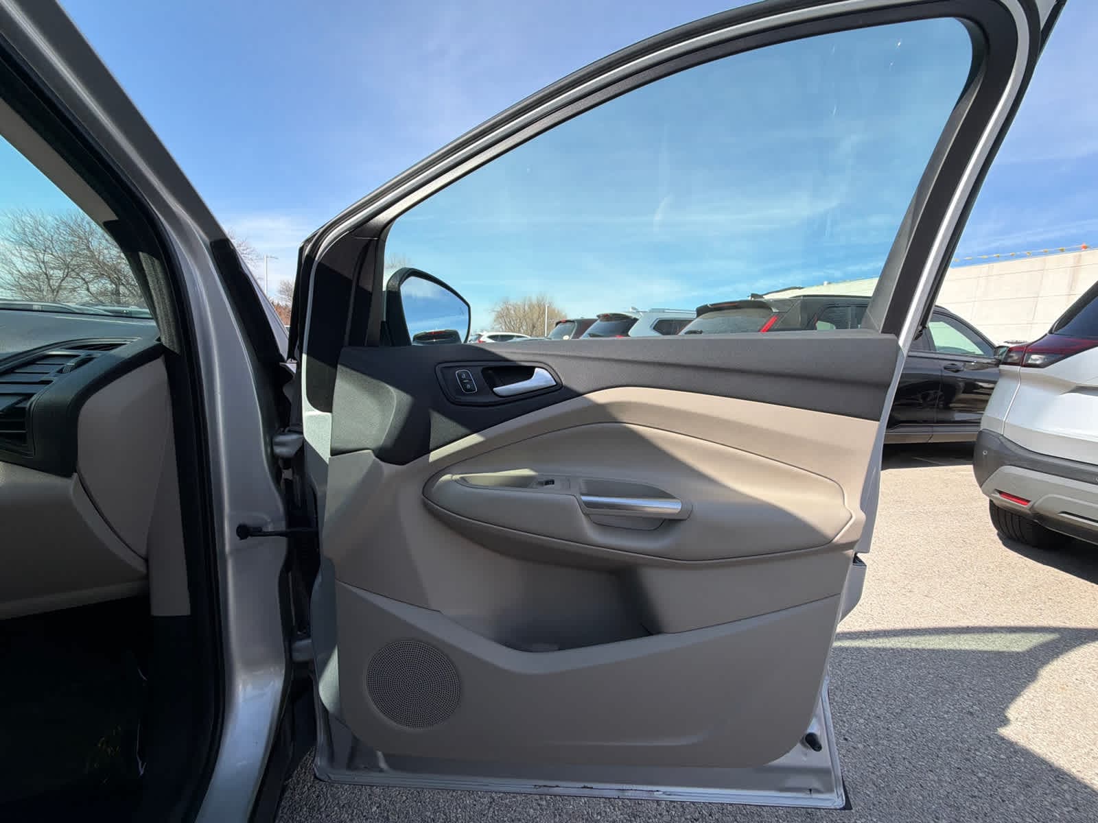 Thumbnail: 2017 Ford Escape - 7