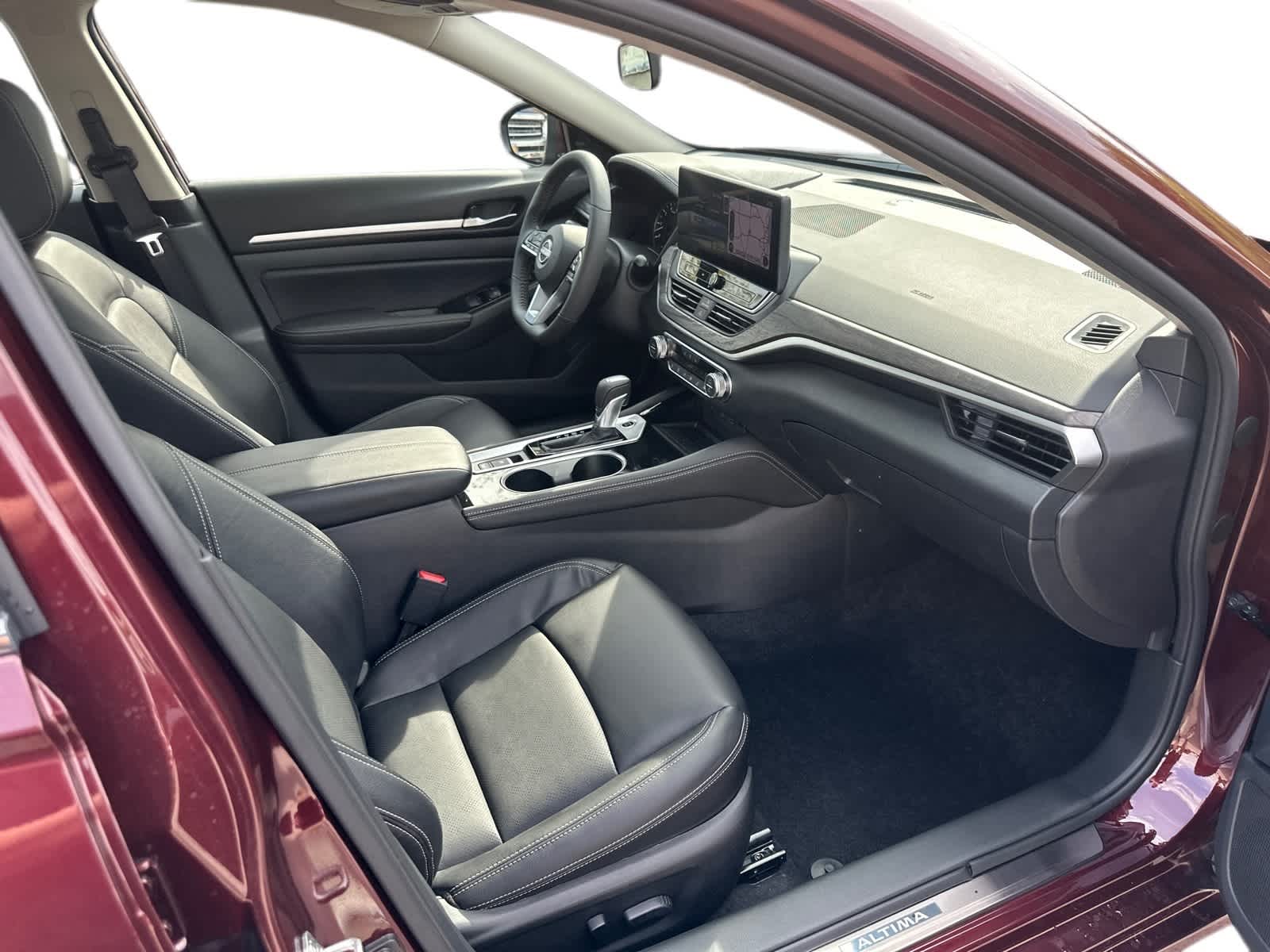 Thumbnail: 2025 Nissan Altima - 6