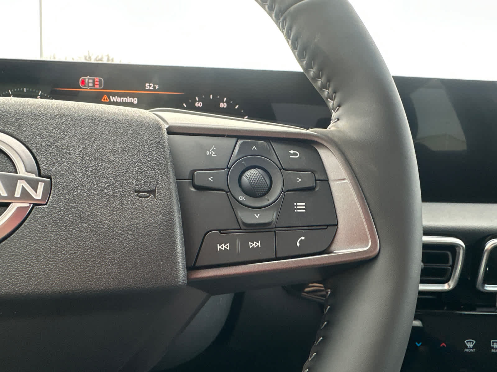 Thumbnail: 2026 Nissan Sentra - 22