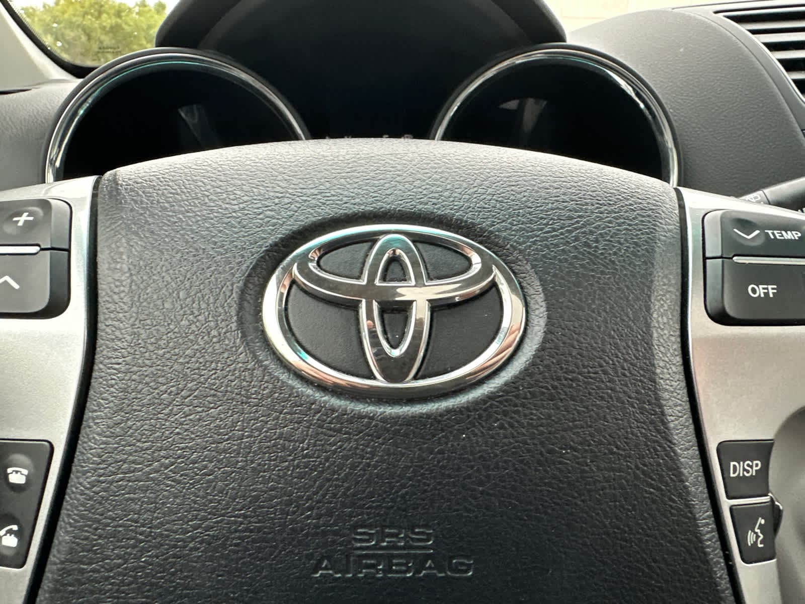 Thumbnail: 2012 Toyota Highlander - 26