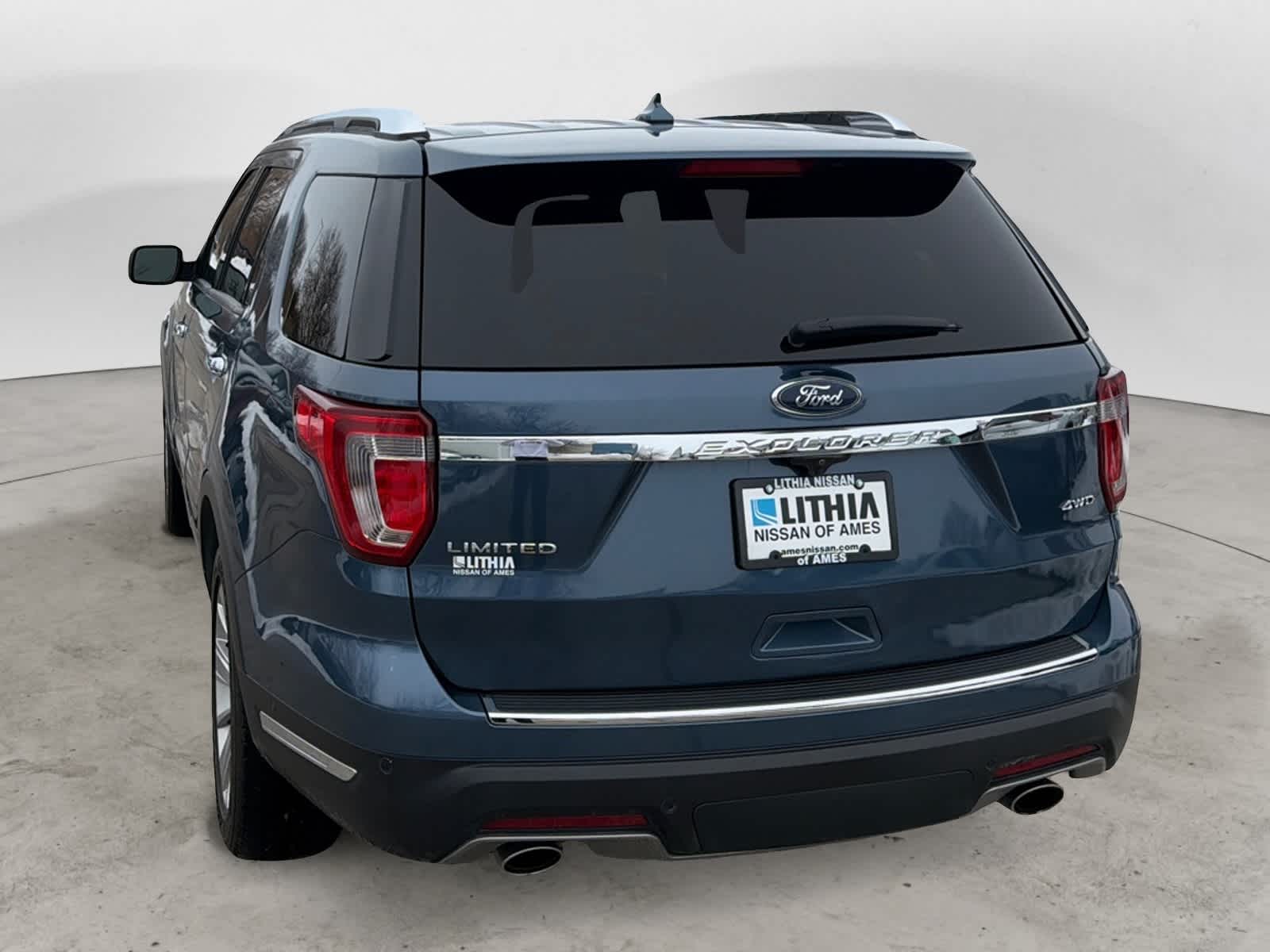 Thumbnail: 2018 Ford Explorer - 3