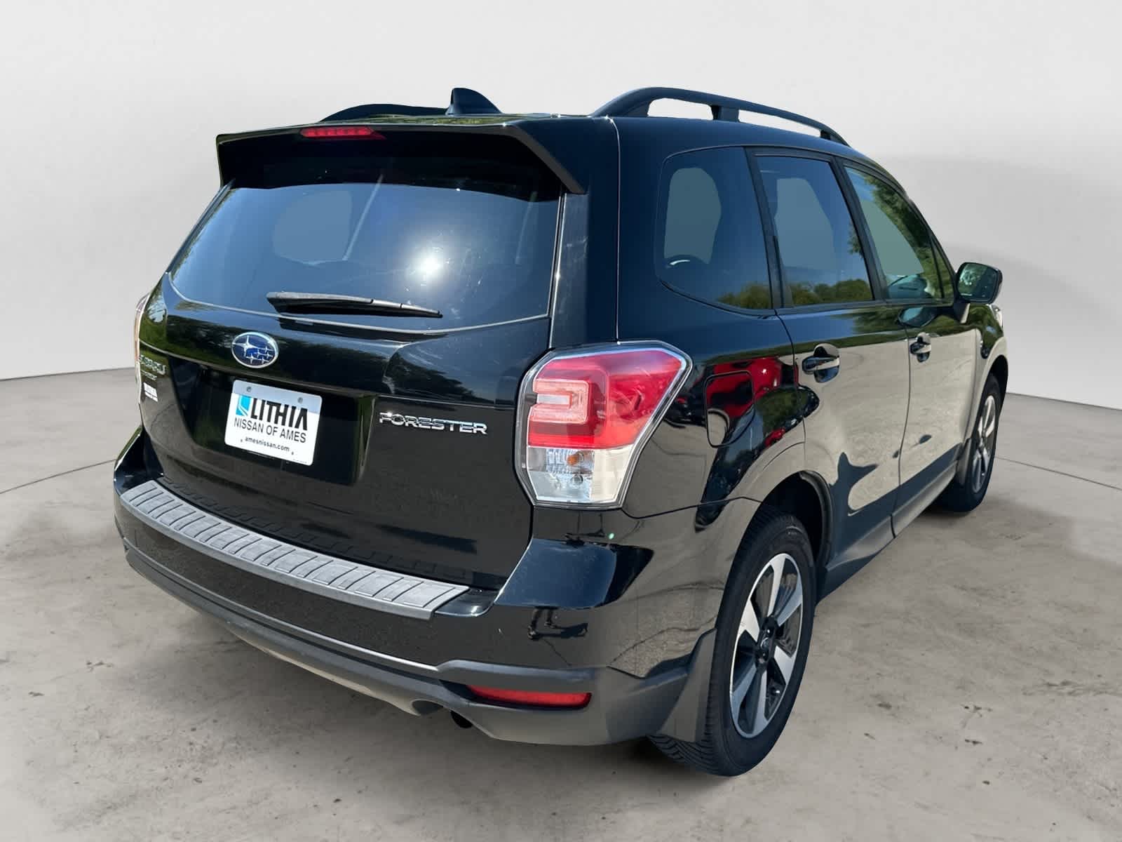 Thumbnail: 2018 Subaru Forester - 3