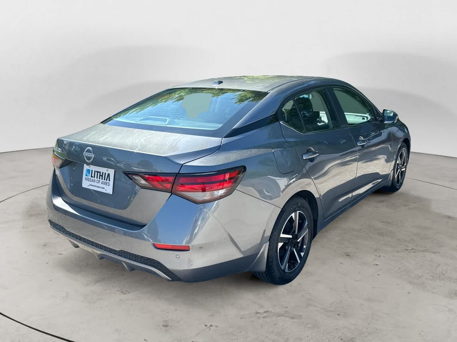 Thumbnail: 2025 Nissan Sentra - 3