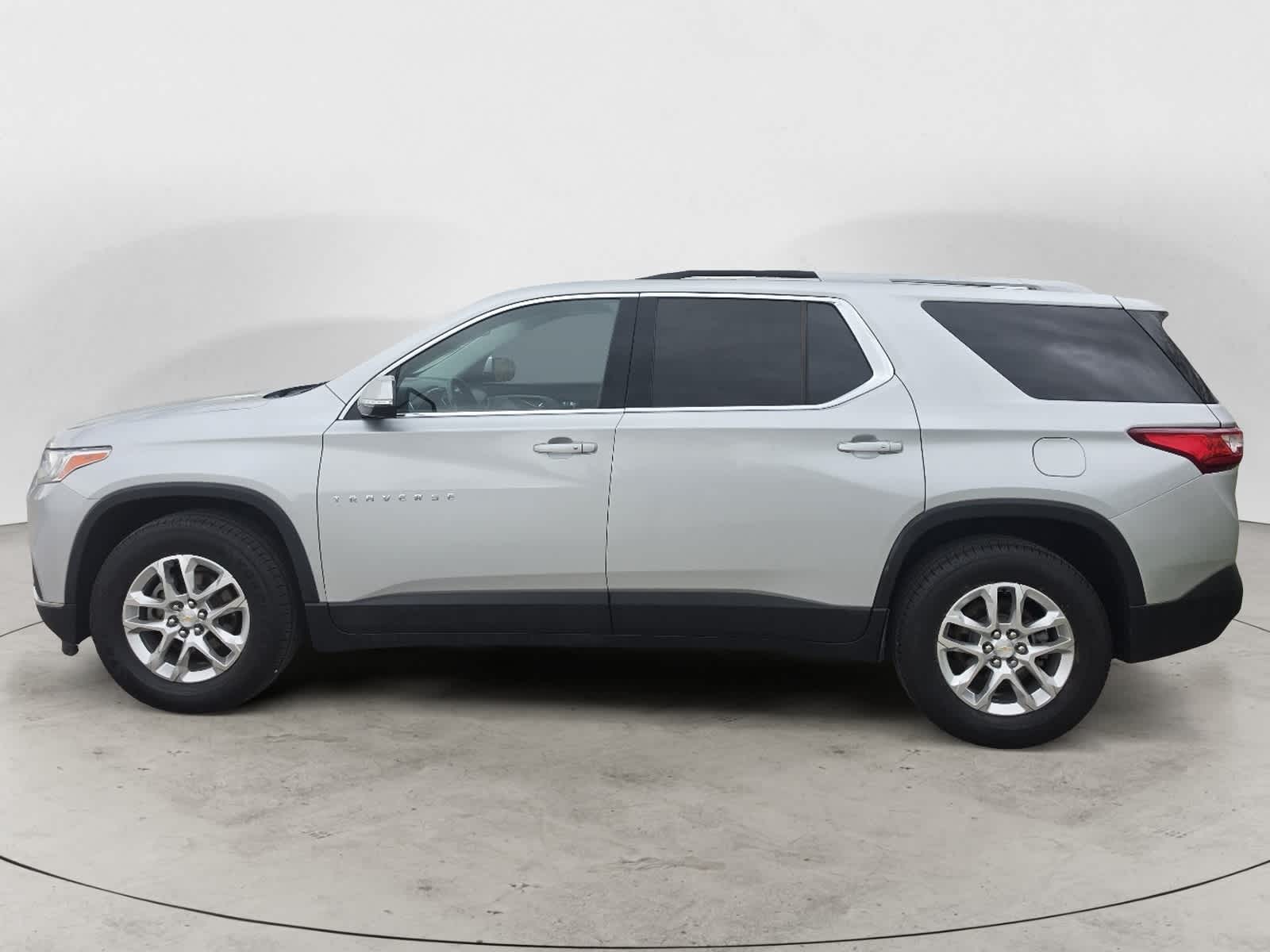 Thumbnail: 2018 Chevrolet Traverse - 2