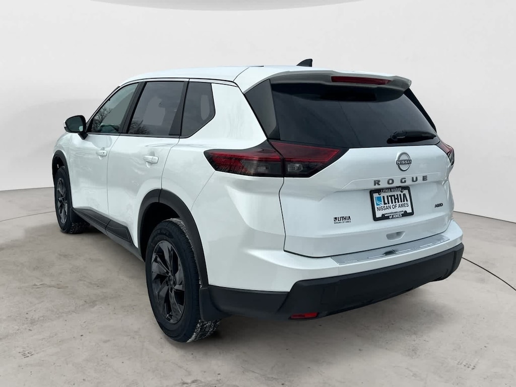 New 2026 Nissan Rogue SV SUV
