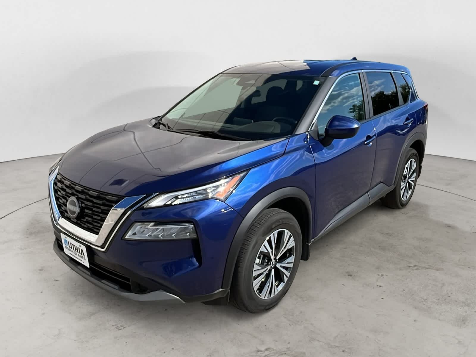 Thumbnail: 2023 Nissan Rogue - 2